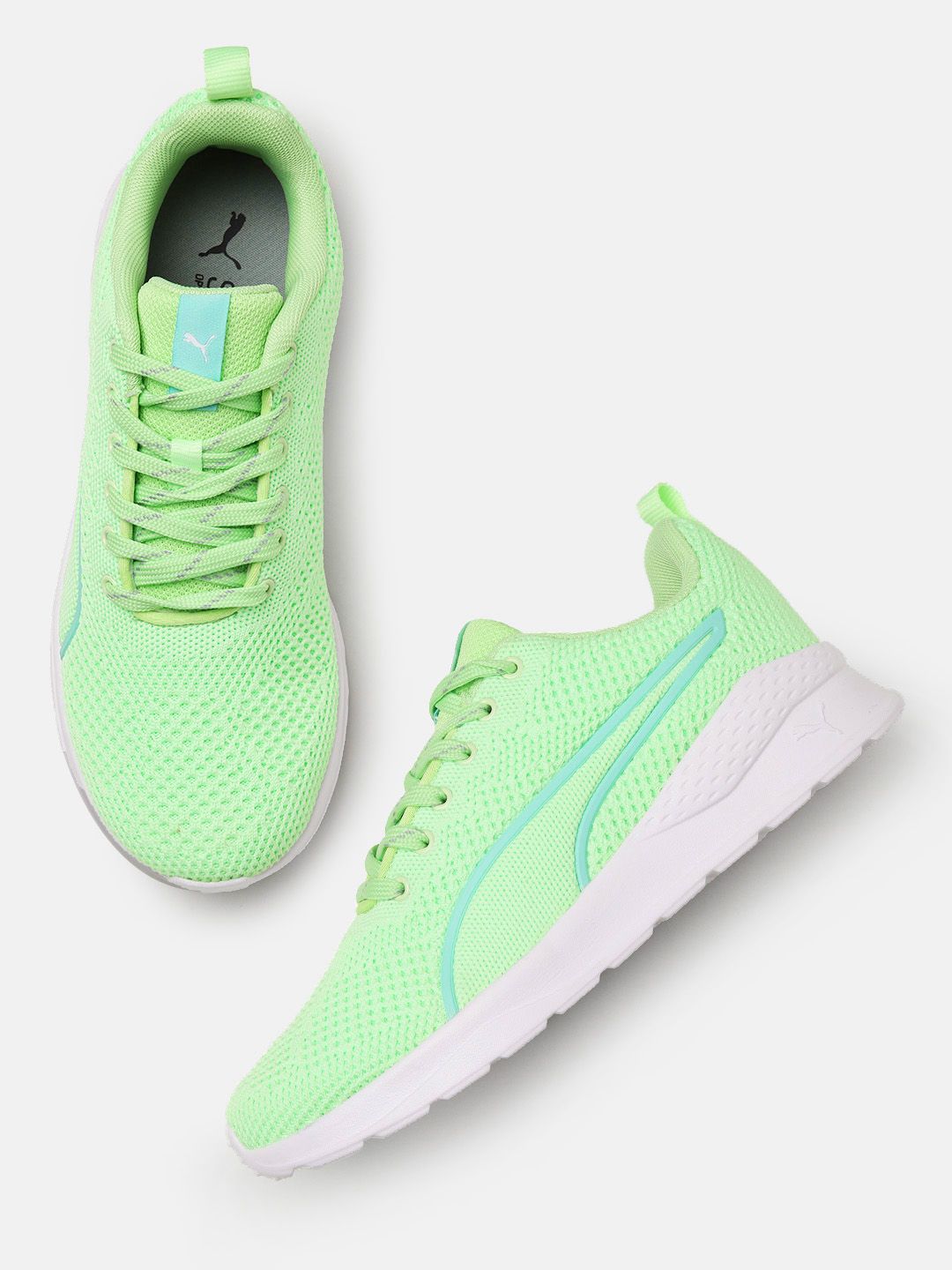 Puma Women Textured Lightstorm Sneakers