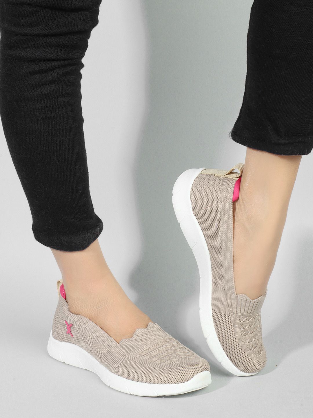 Carlton London Women Textured Flyknit Slip-On Sneakers