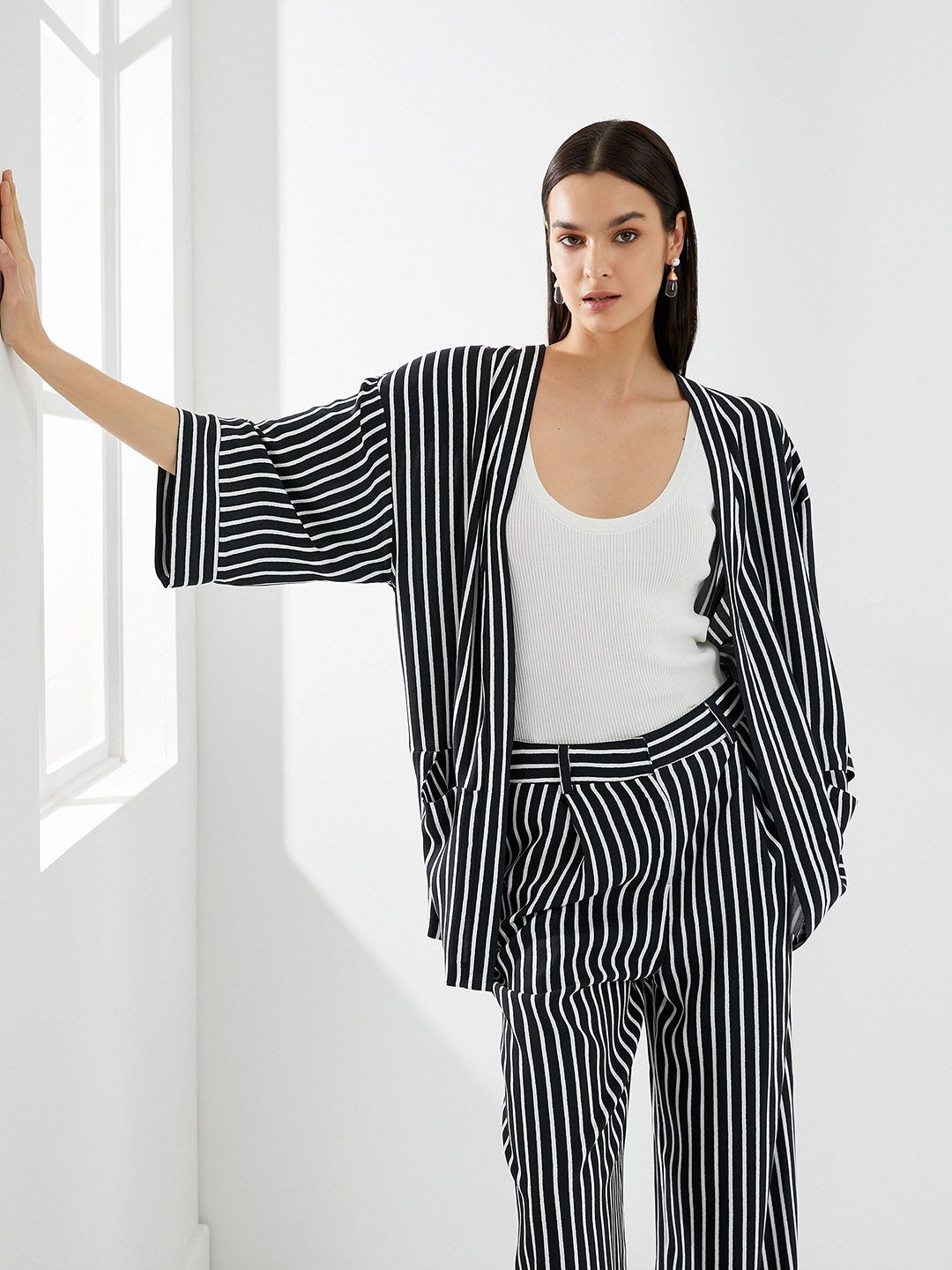 Koton Vertical Striped Shrug