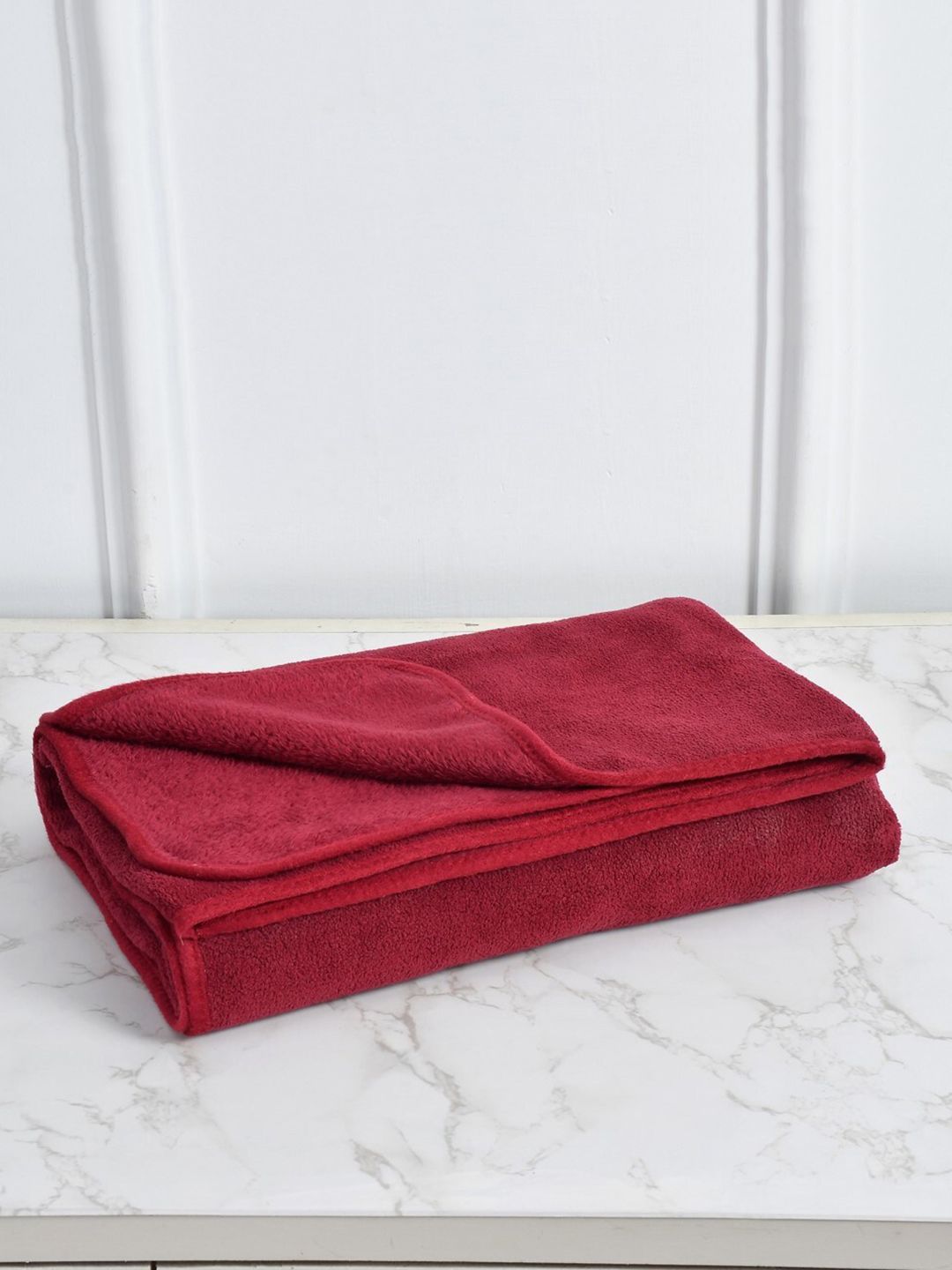 Cotton Bolls Textiles Maroon Microfiber 300 GSM Bath Towel