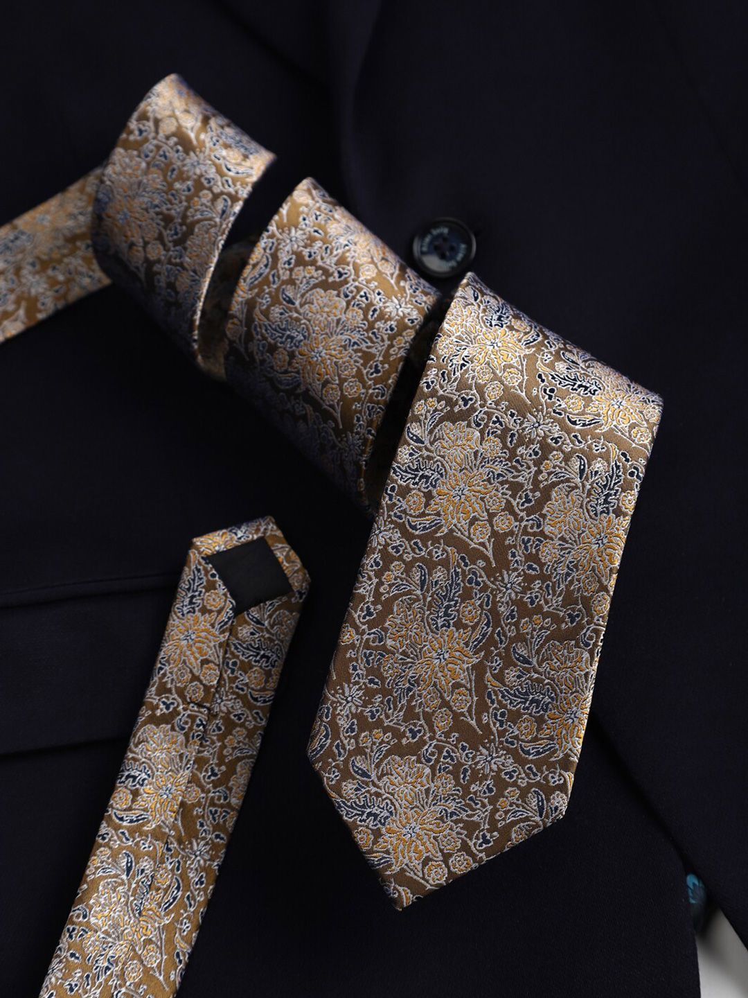 Peter England Men Woven Design Broad Tie