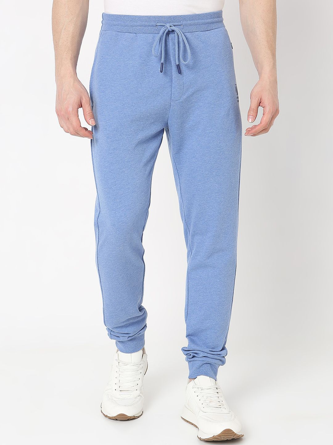 UnderJeans by Spykar Men Premium Knitted Mid-Rise Joggers