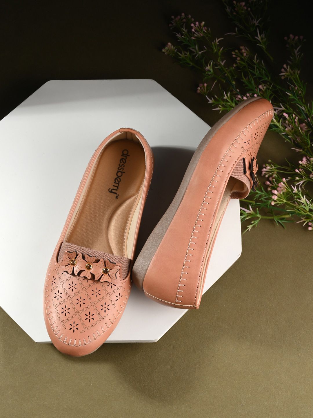 DressBerry Peach Coloured Laser Cut Embellished Ballerinas