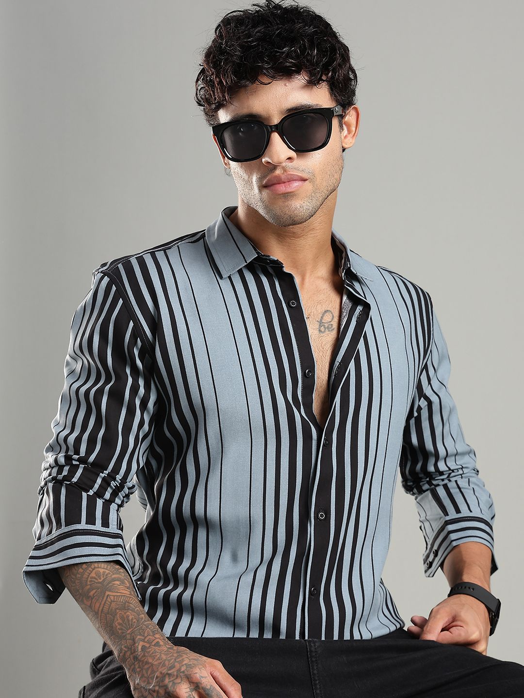 HERE&NOW Men Slim Fit Opaque Striped Casual Shirt