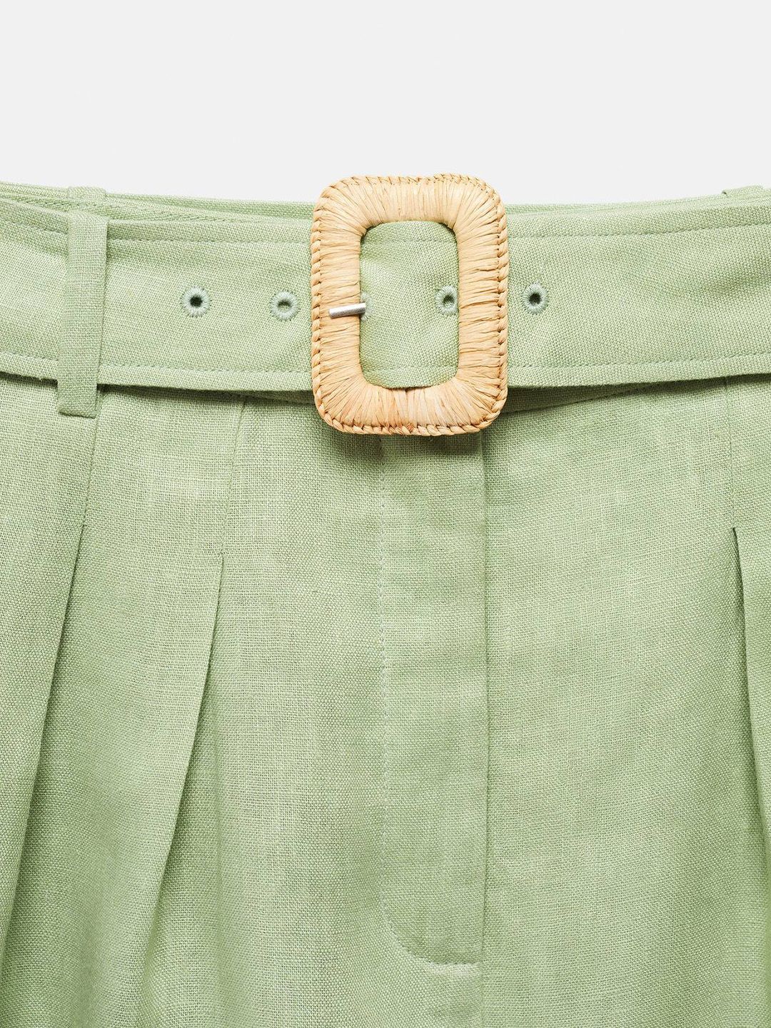 Linen Shorts with Belt