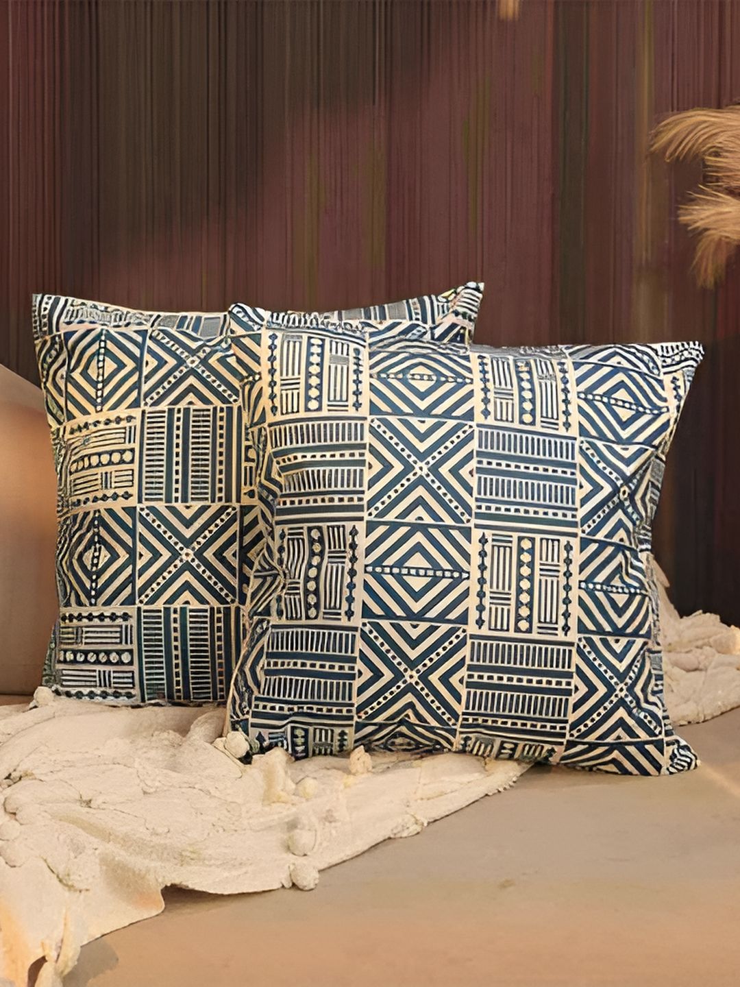 BELLA TRUE BELLA TRUE Beige & Blue 2 Pieces Geometric Square Cushion Covers