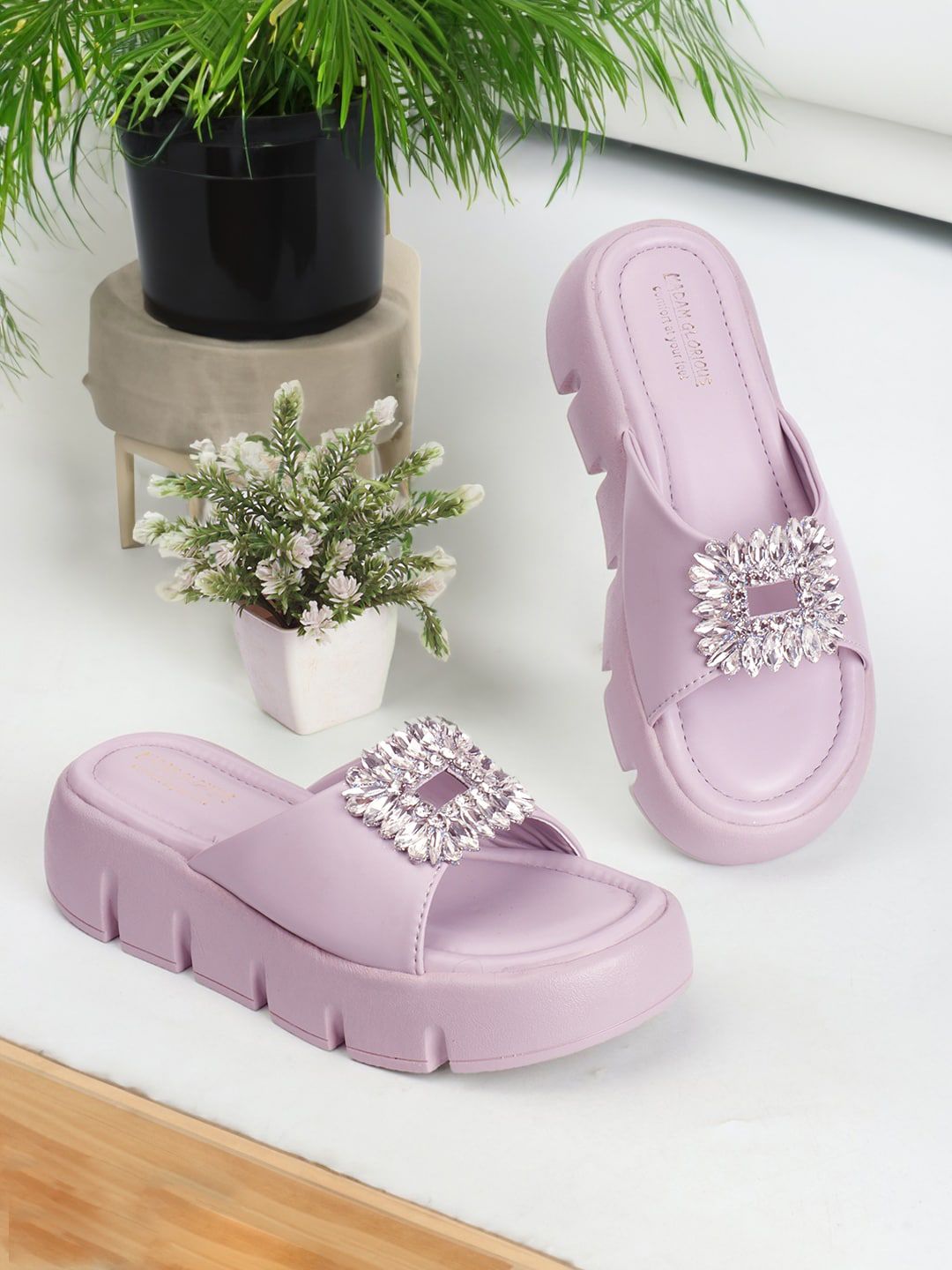 madam glorious Embellished Open Toe Flatform Heels