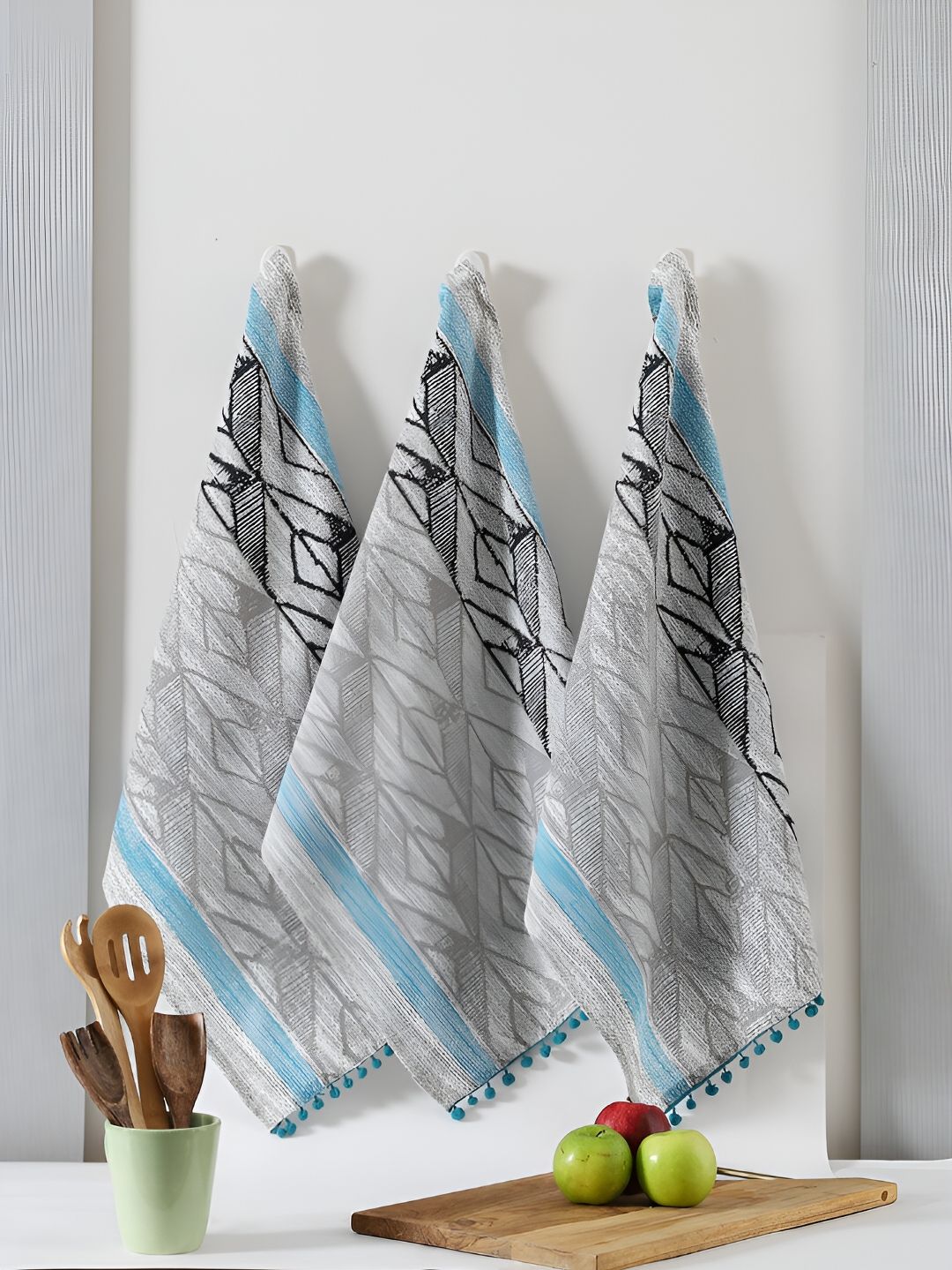 Ratan Cart 3-pcs Black & Grey Printed Cotton Kitchen Towels