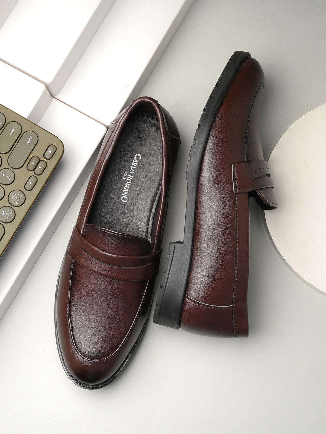CARLO ROMANO Men Formal Loafers