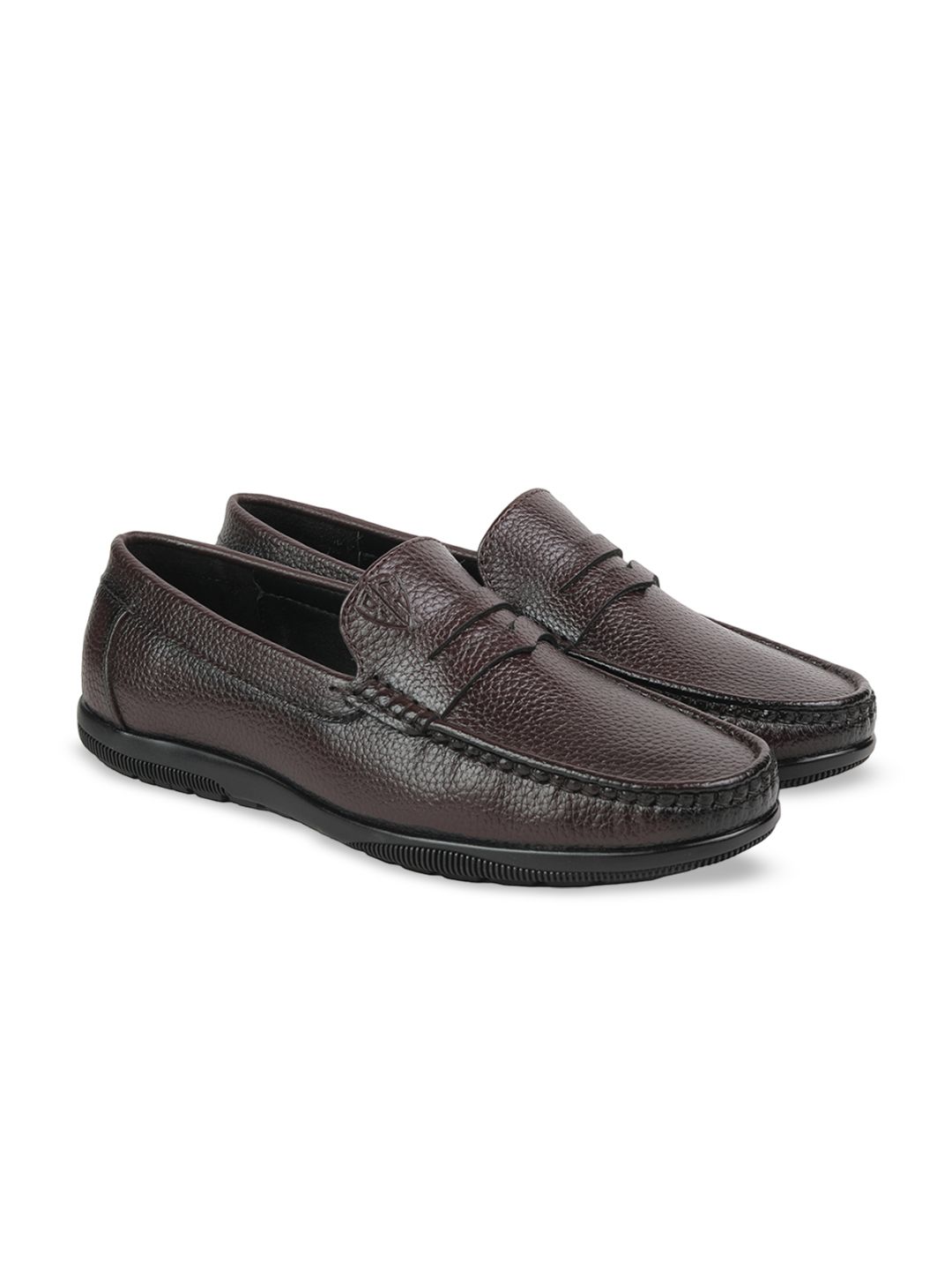 BRATVA Solid Men Loafers