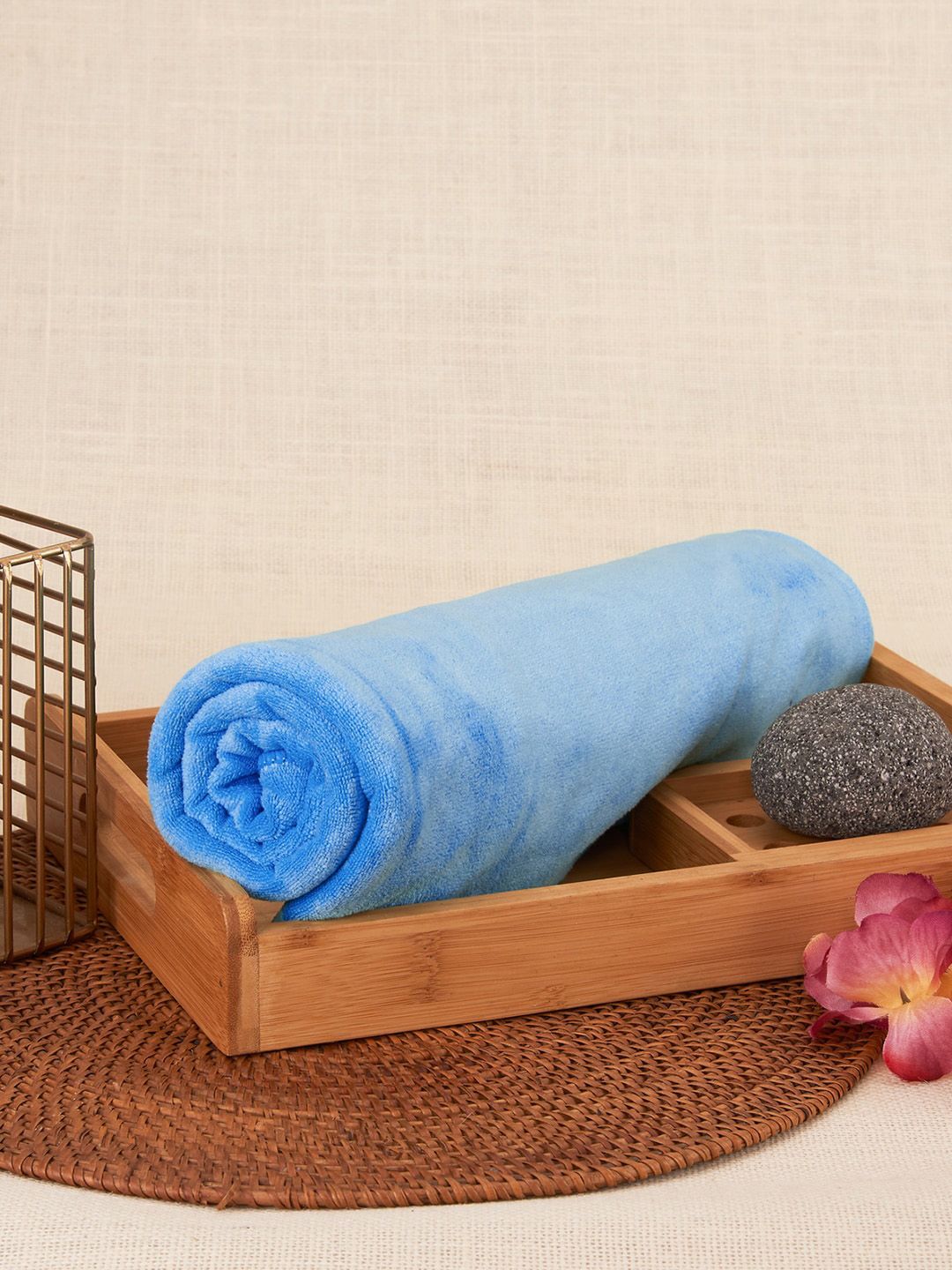Aura Blue Premium Absorbent UltraSoft Anti-Fade  Cotton Bath Towel