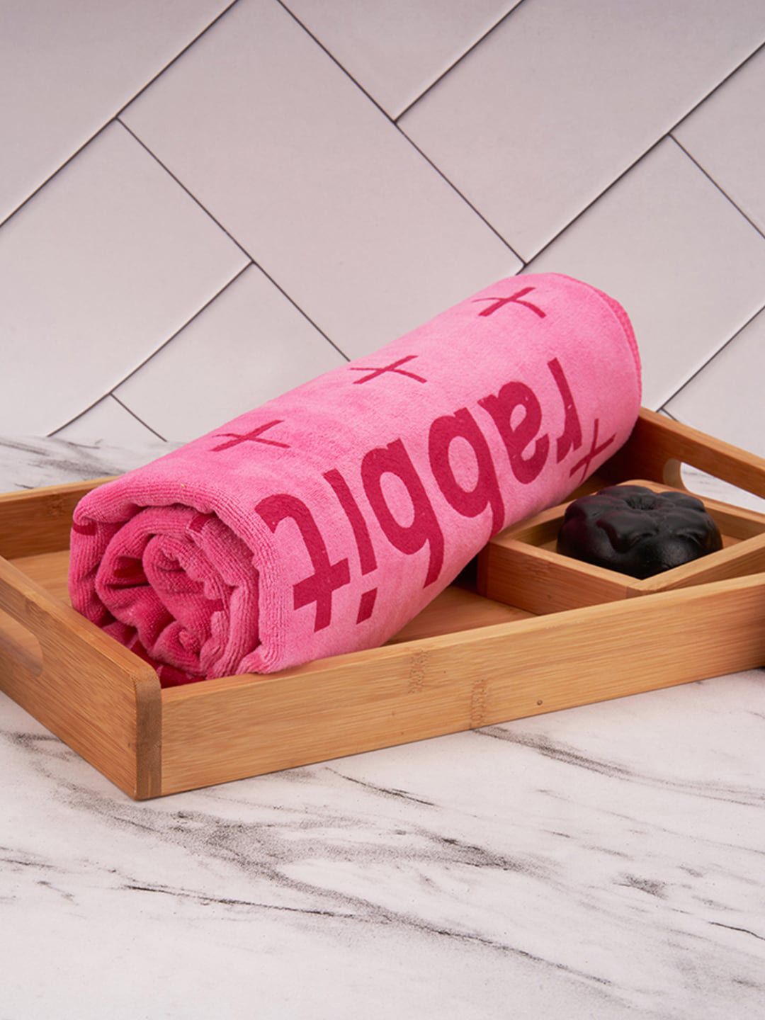 Aura Pink Printed Absorbent UltraSoft Anti-Fade 400 GSM Bath Towel