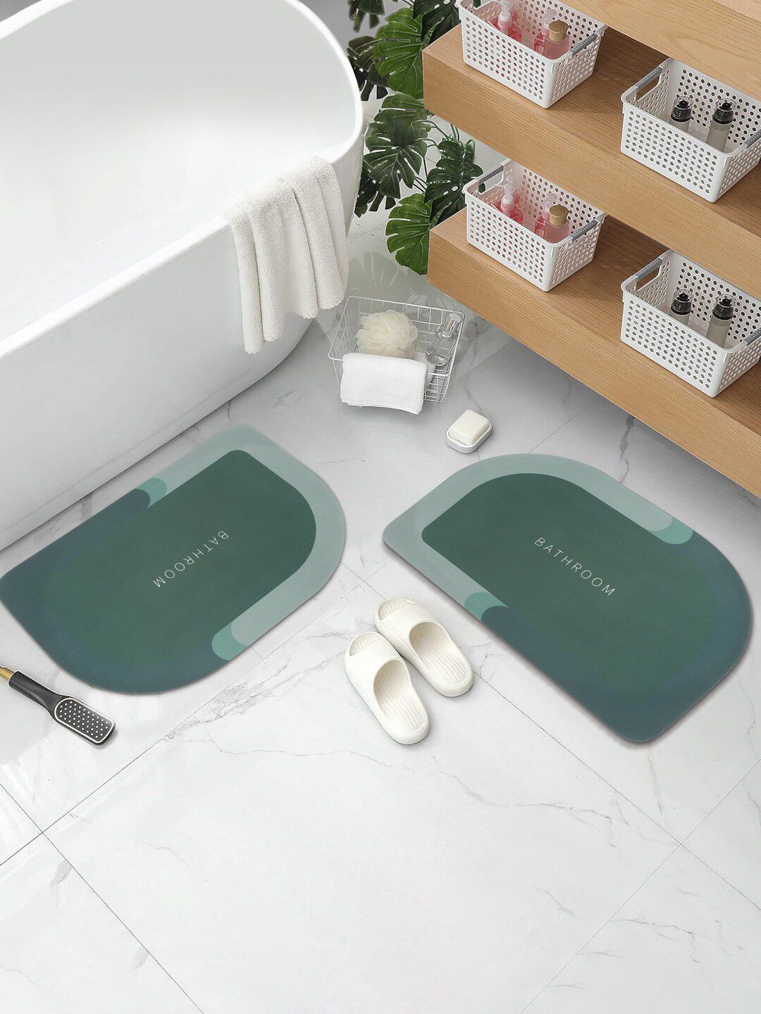 Aura 2-Pcs Green & White Typography Printed Water Absorbent Bath Rugs