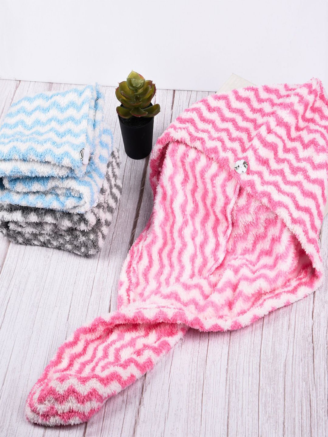 Kuber Industries Grey 3 Pieces Striped 380 GSM Bath Towels