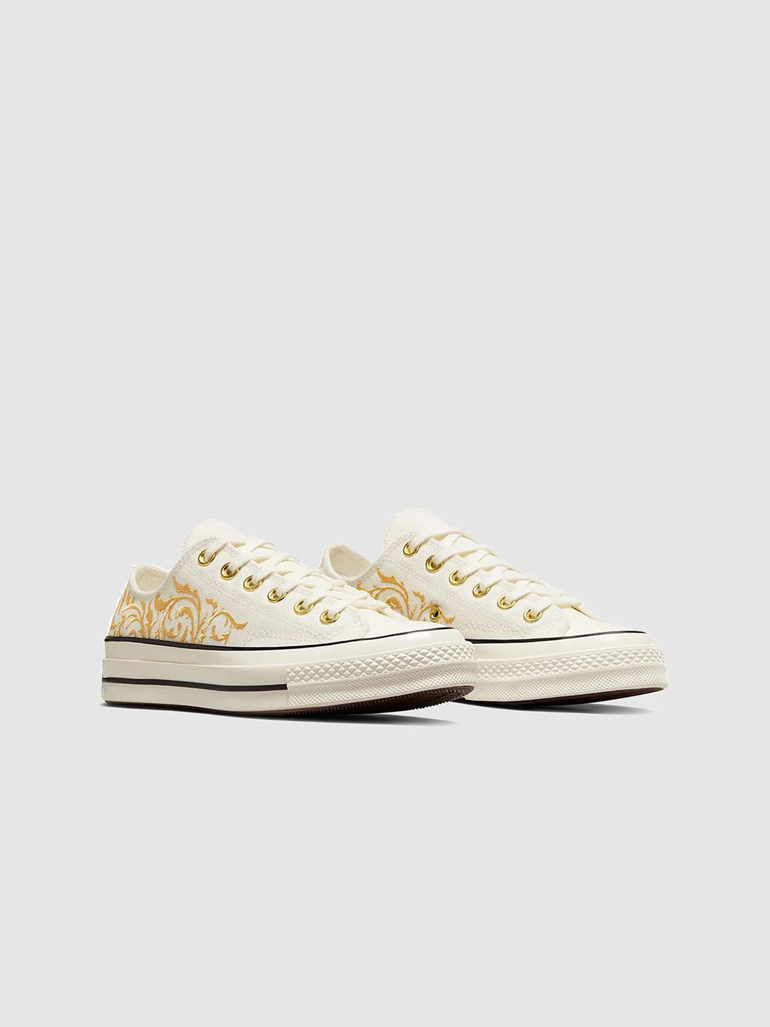 Converse Women Chuck 70 Garden Noir Low Top Sneakers