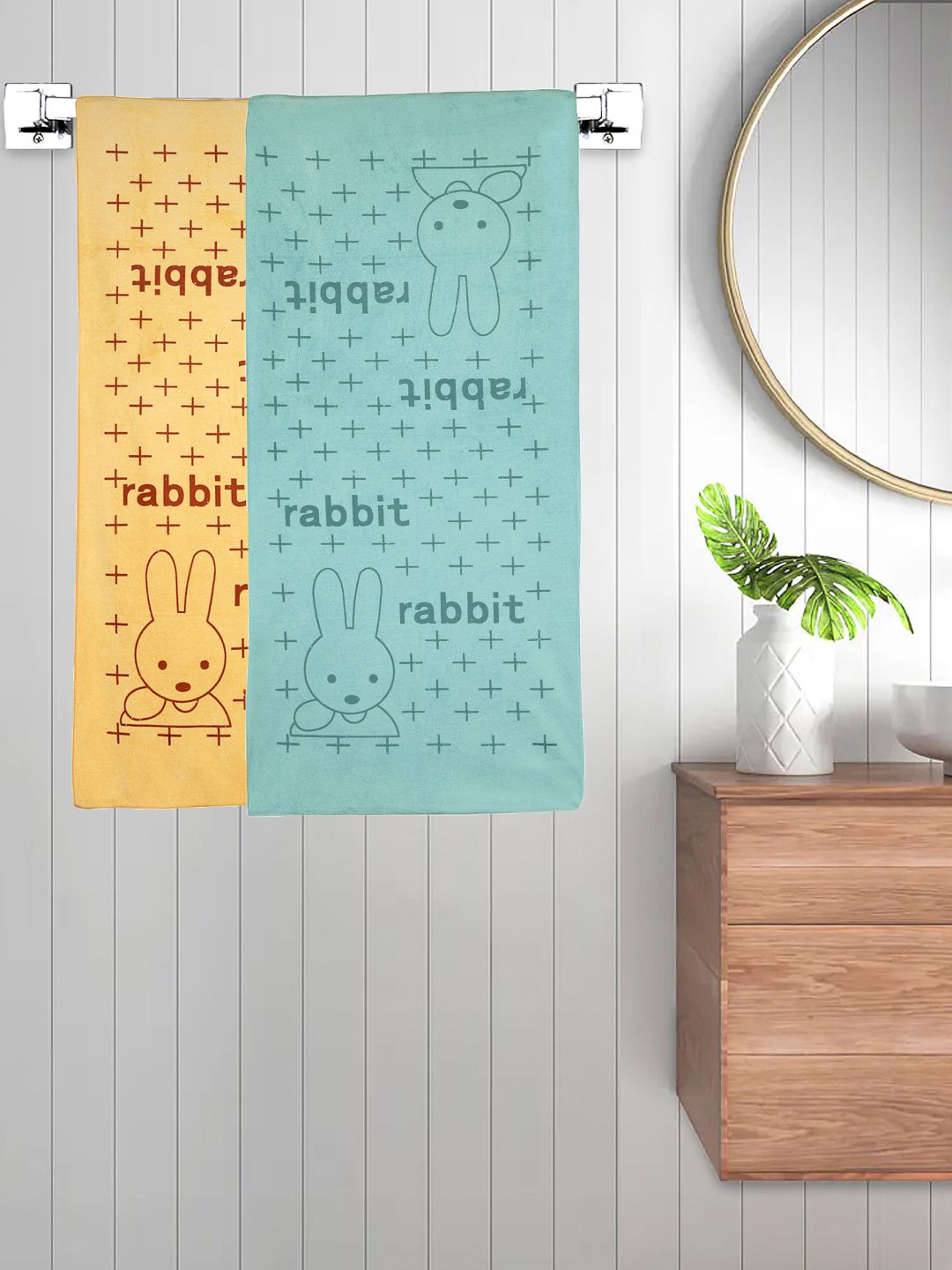 FABINALIV Yellow & Blue 2 Pieces Printed 300 GSM Cotton Bath Towels