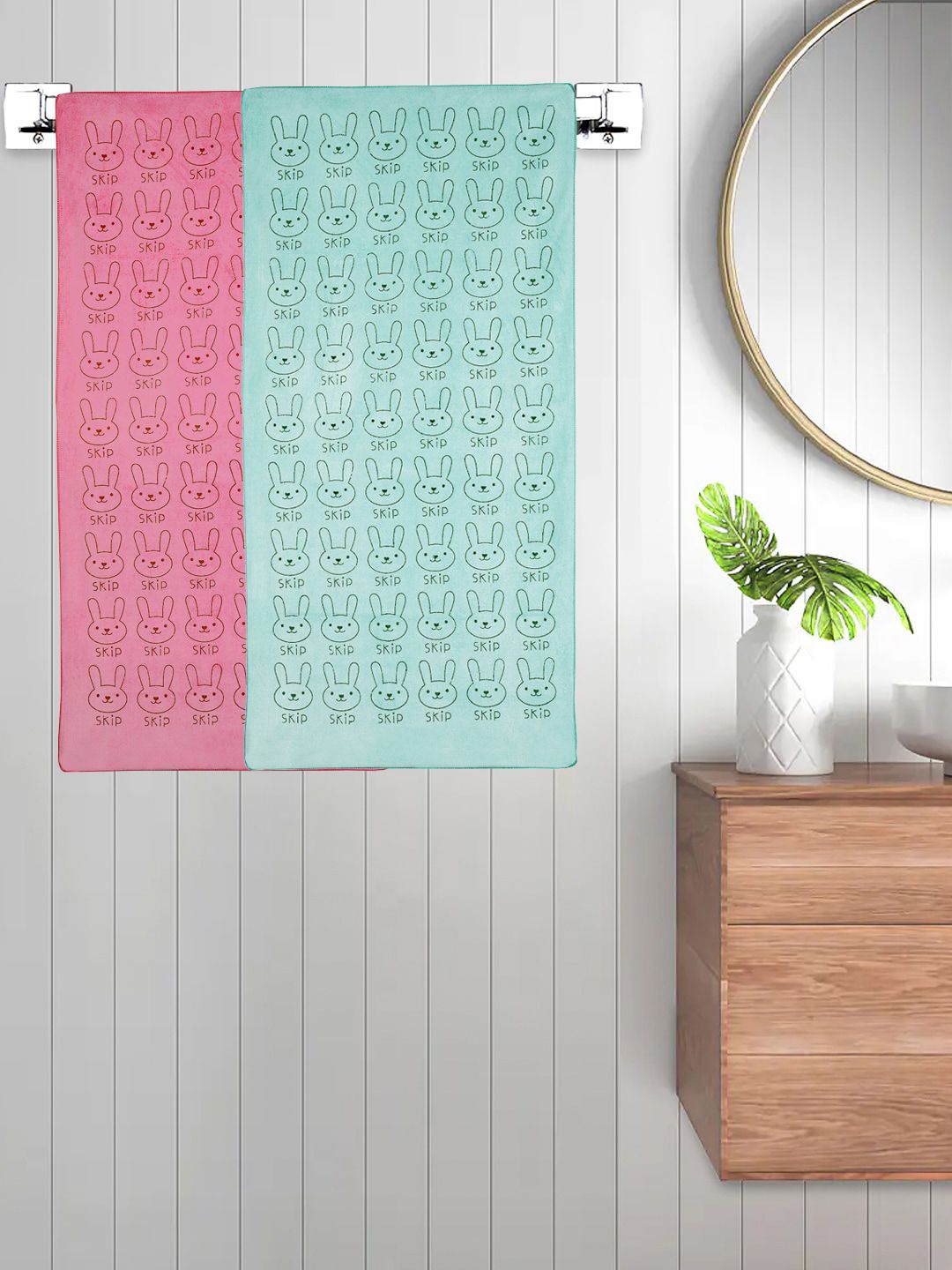 FABINALIV Pink & Green 2 Printed Cotton 300 GSM Bath Towel