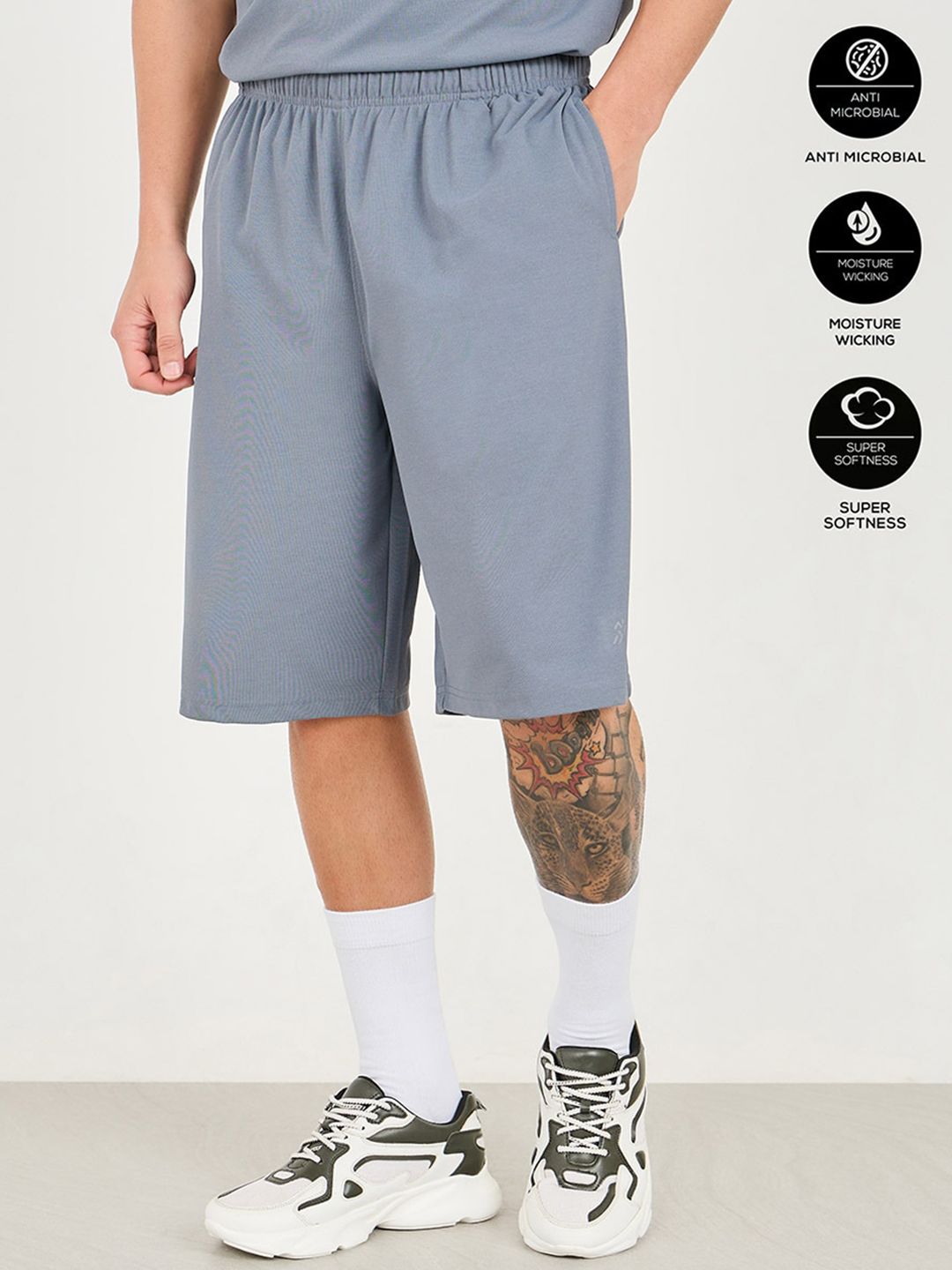 Styli Men Micro Pique Knit Reflective Logo Oversized Training Shorts