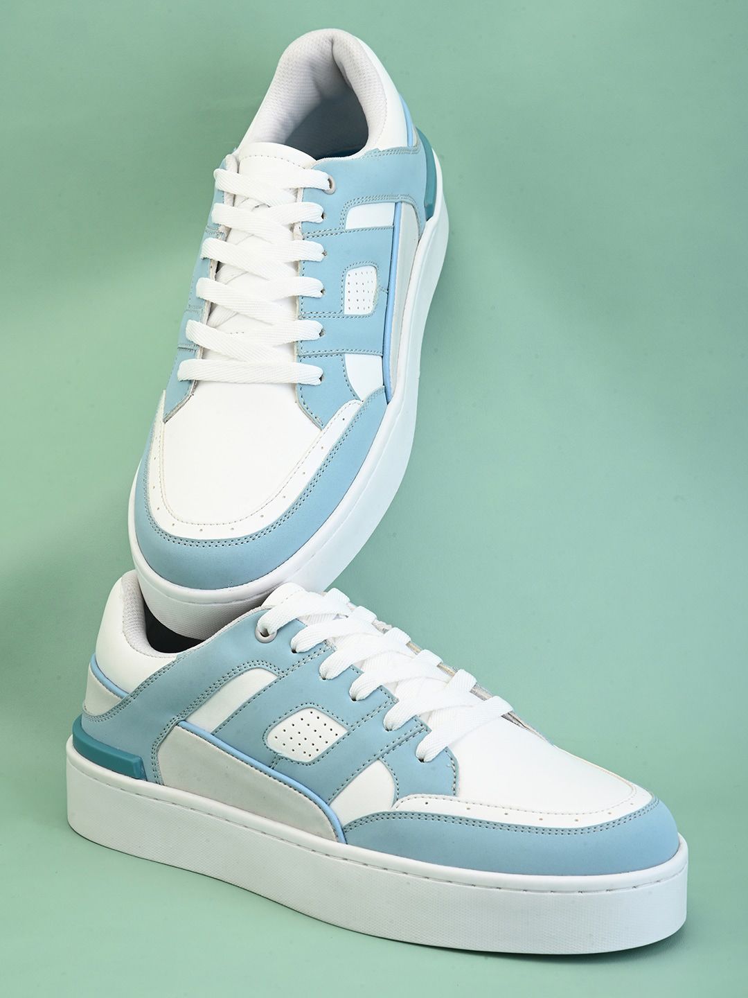 HRX by Hrithik Roshan Women Sky Blue Gamescape Colourblocked Lace Up Lightweight Sneakers