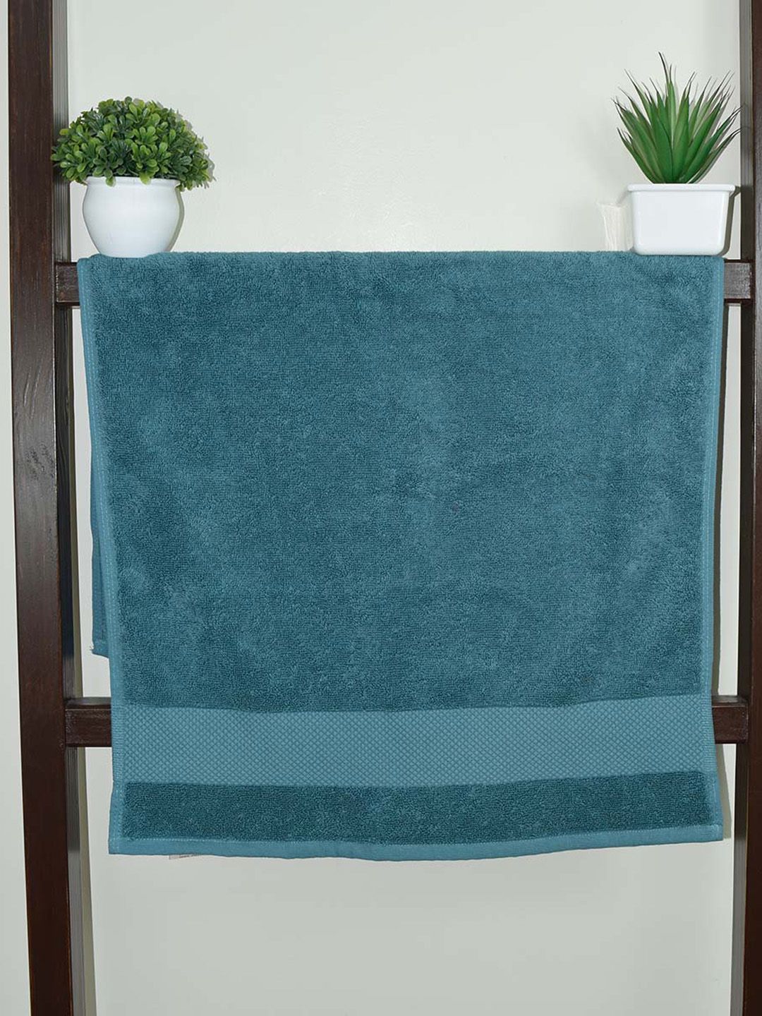 Aura Turquoise Blue Organic Cotton 610 GSM Hand Towel