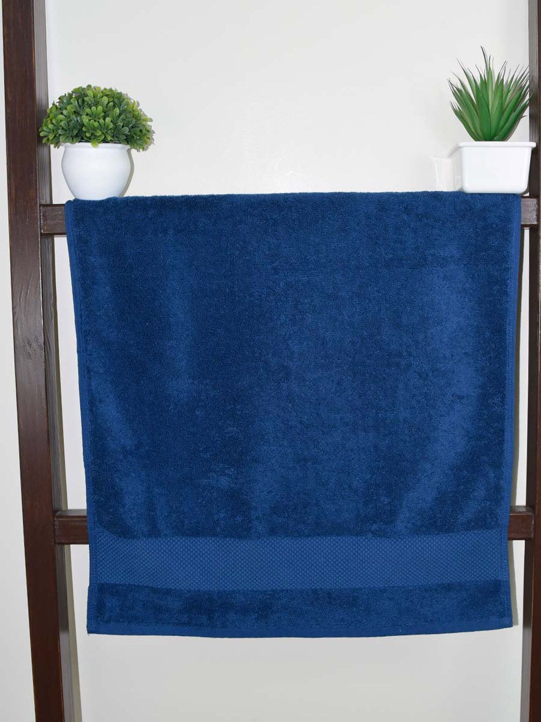 Aura Navy Blue 610 GSM Cotton Hand Towel
