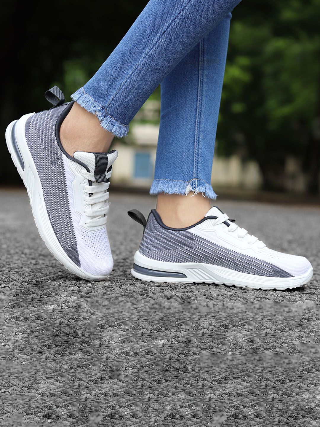 aadi Women Round Toe Lightweight Mesh Sneakers