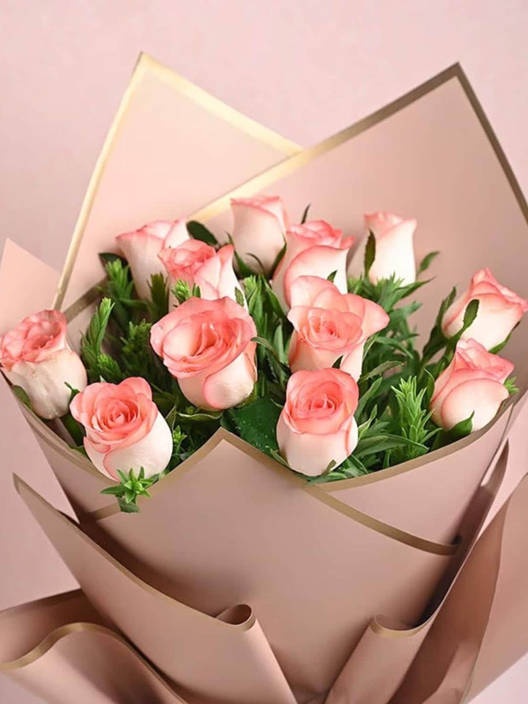 Buy Floweraura Pink 12-Pcs Fresh Live Roses Flowers Bouquet With