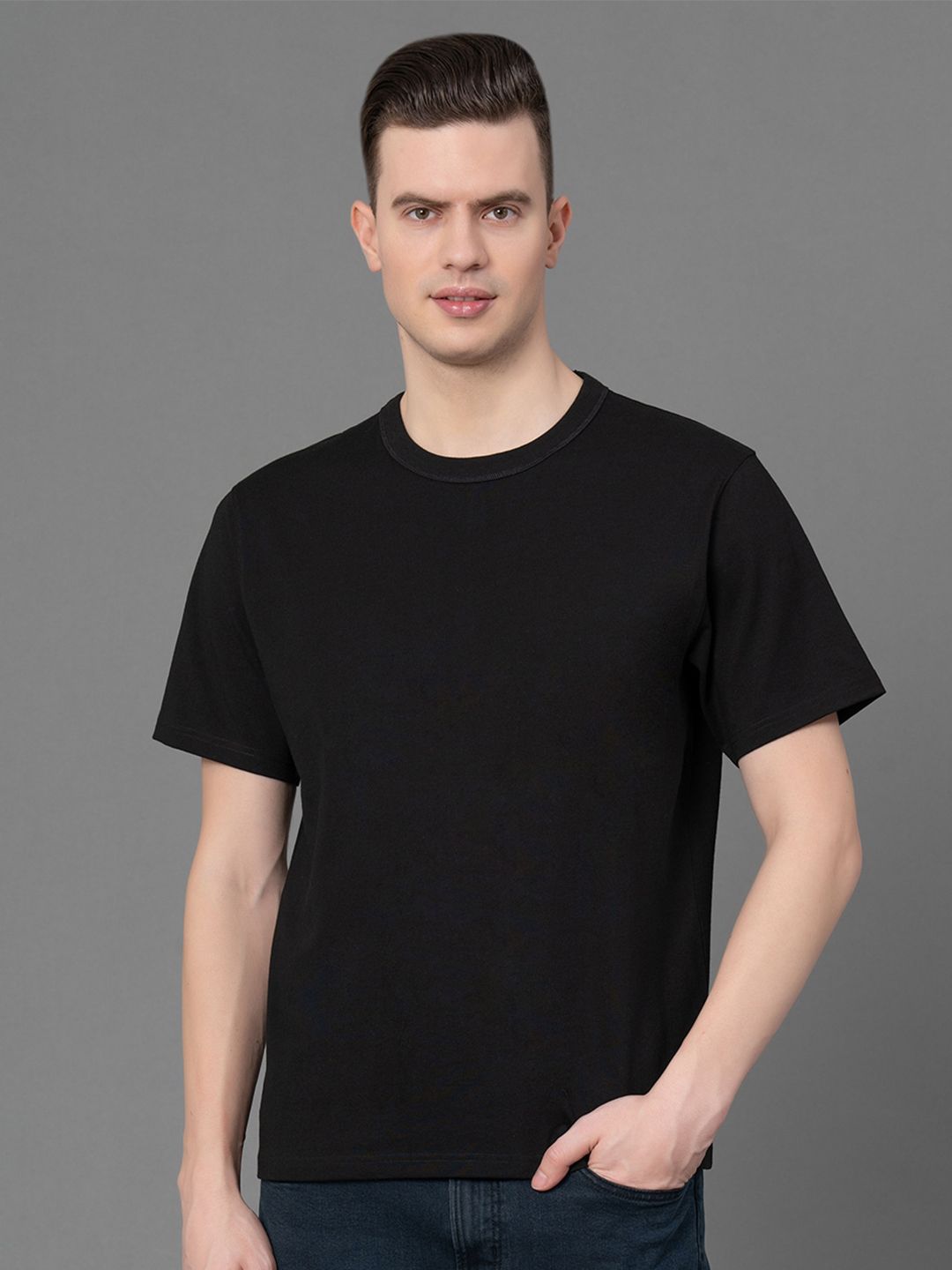 Red Tape Round Neck Pure Cotton T-shirt