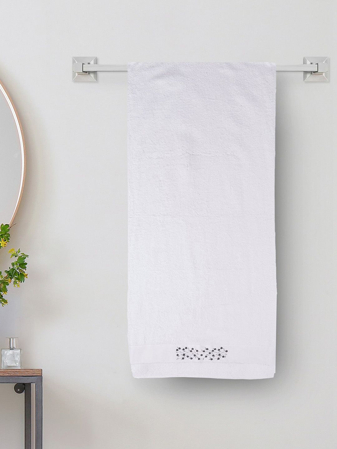 Home Centre Unisex White Bath Towels