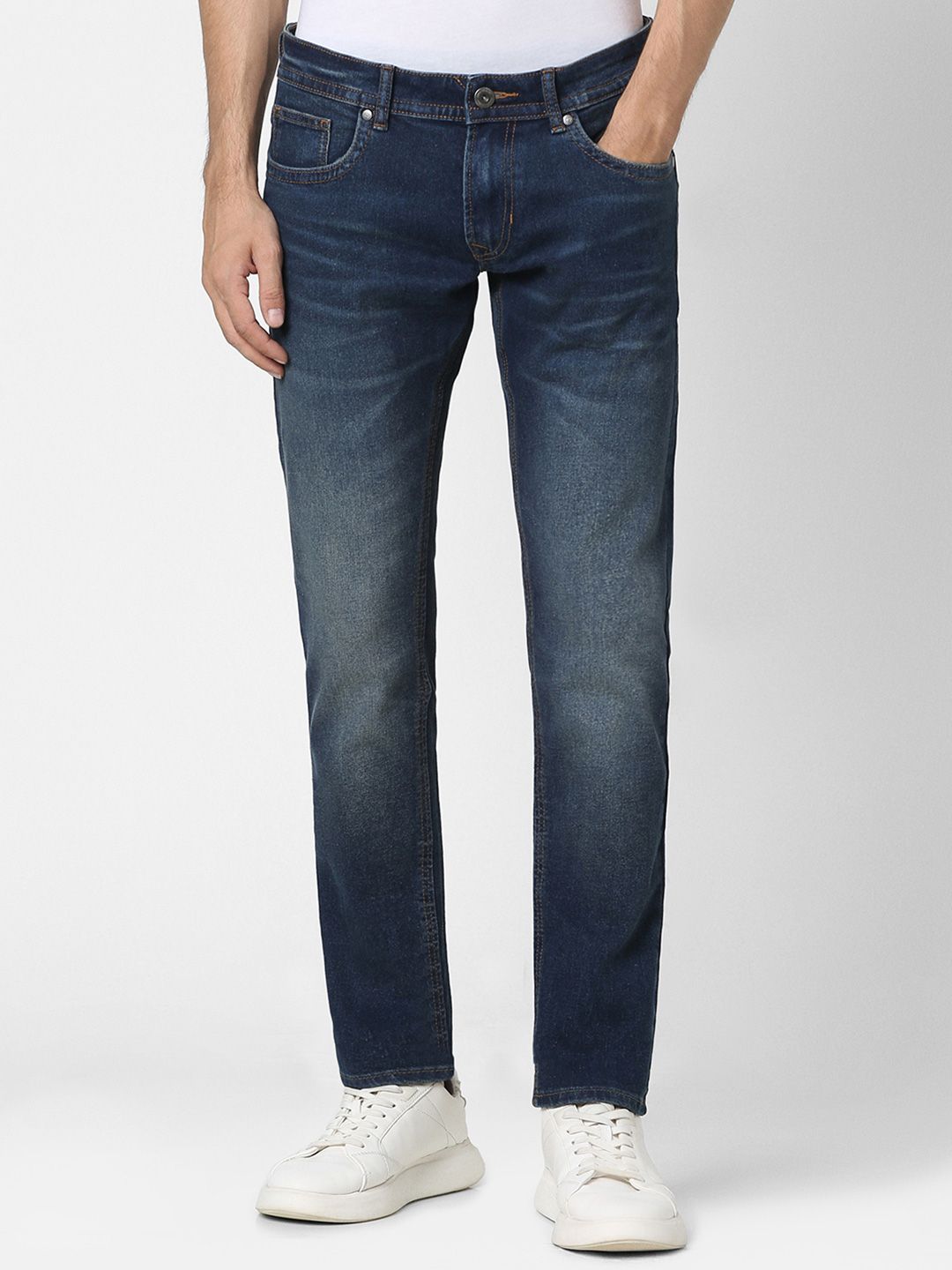 Peter England Casuals Men Skinny Fit Heavy Fade Jeans