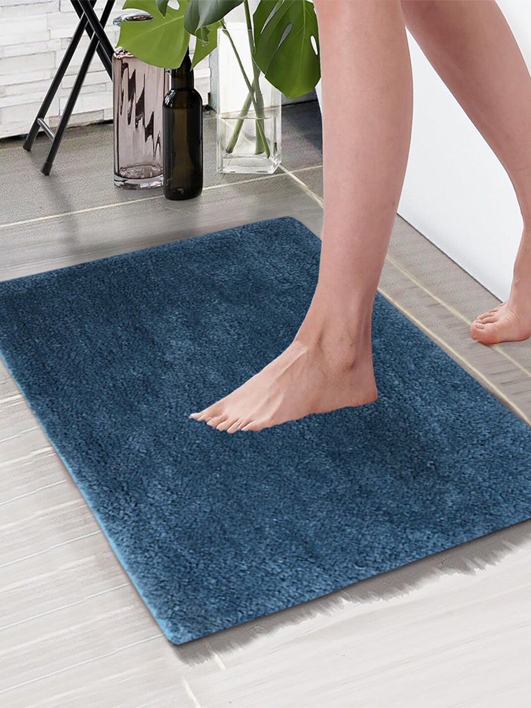 Aura Teal Blue 1850 GSM Rectangular Microfiber Anti Skid Bath Rug