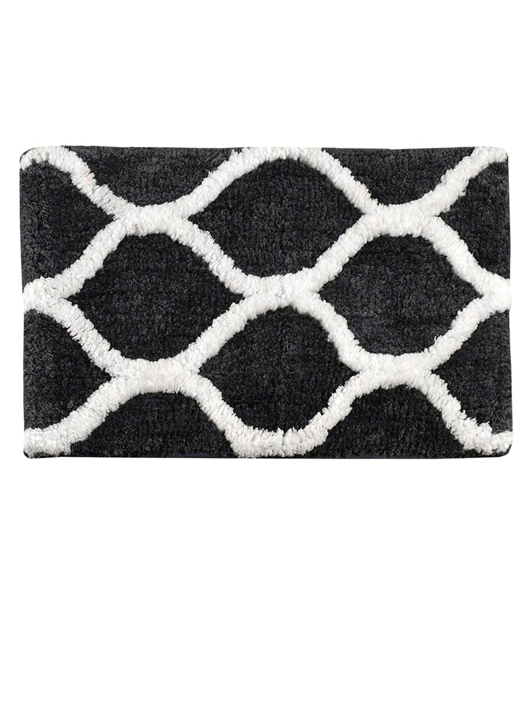 Aura Grey & White Printed Rectangular 1850 GSM Anti Skid Bath Rug