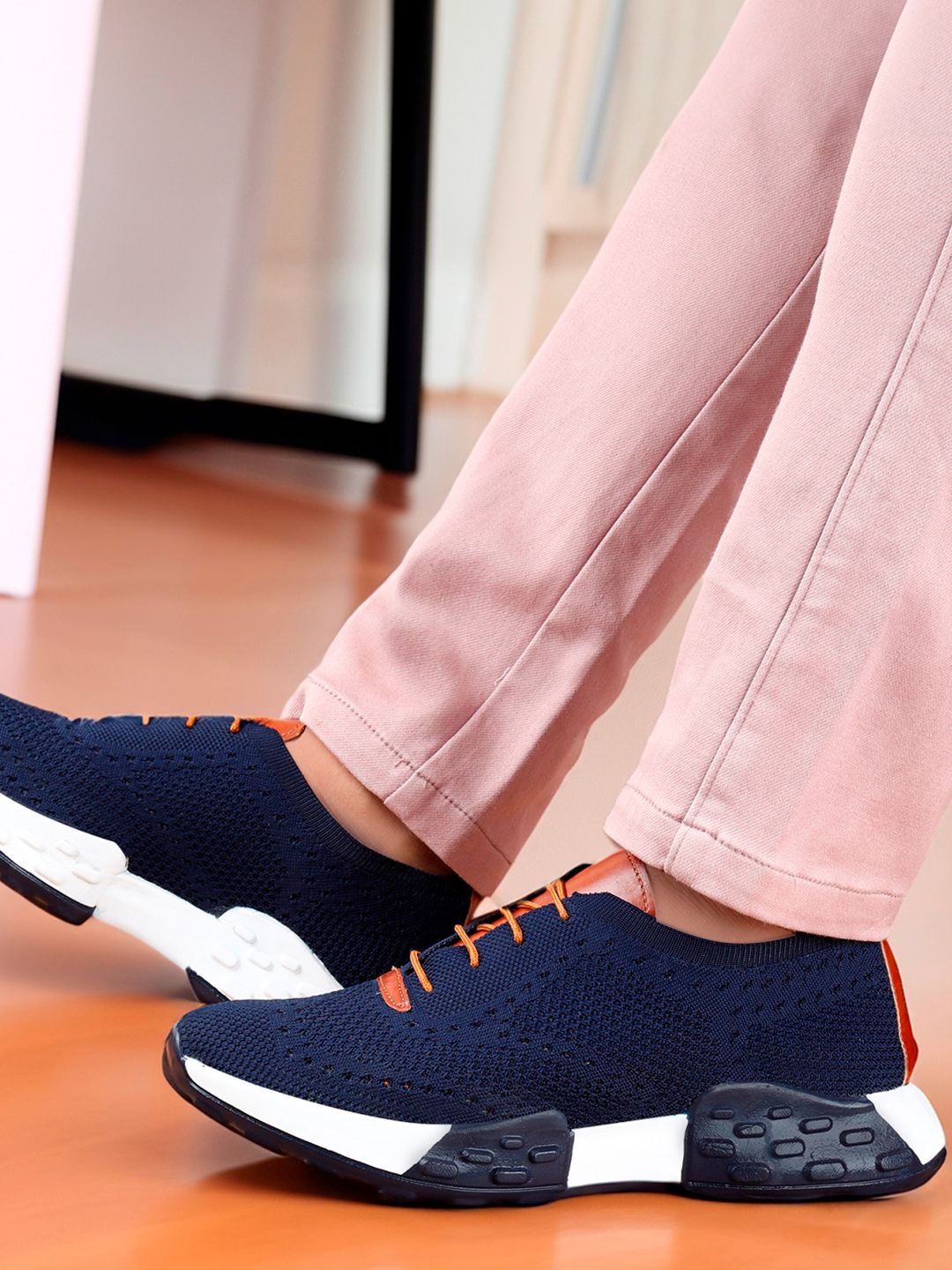 Bxxy Men High-Top Running Non-Marking Shoes