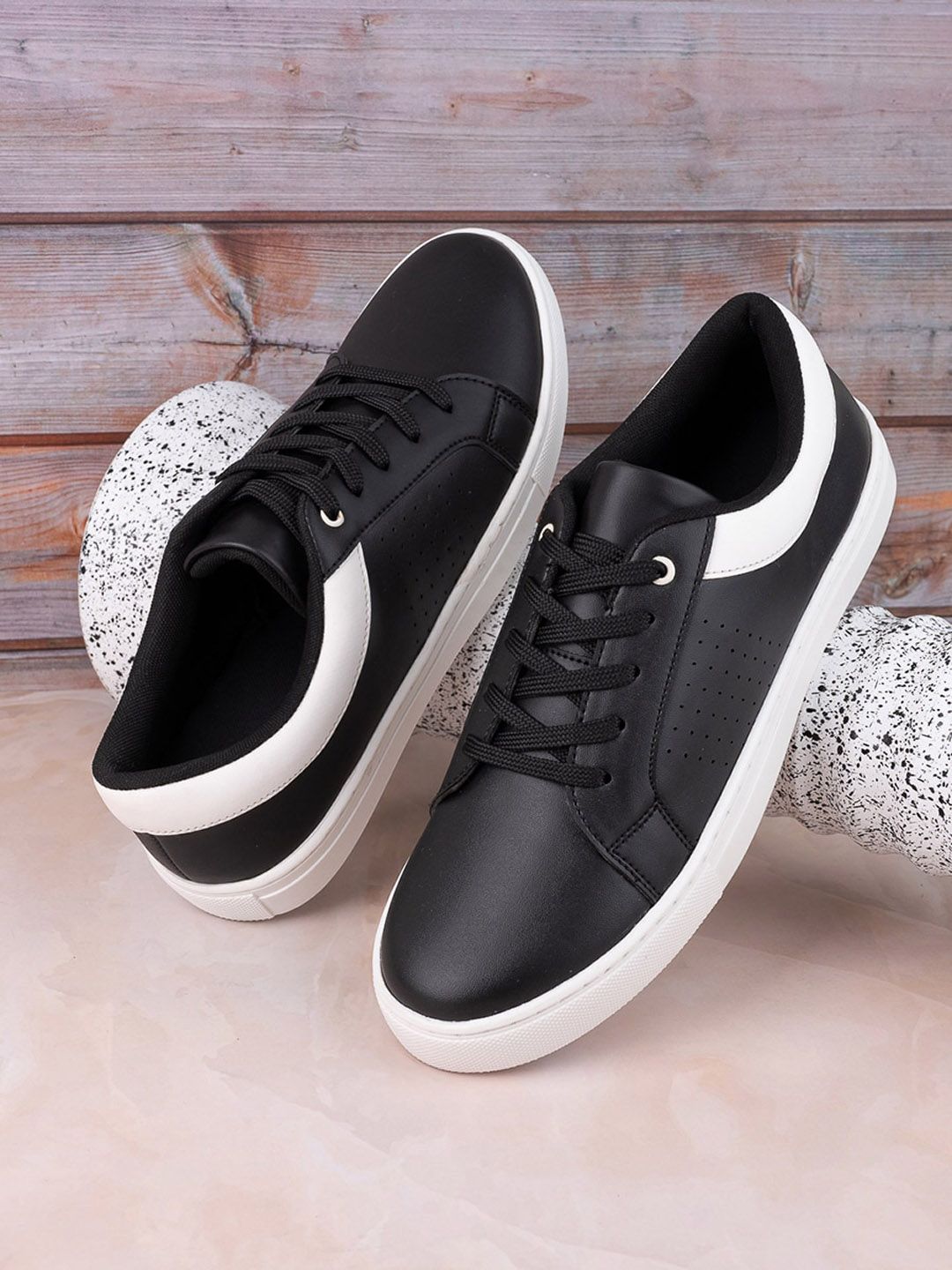 Styli Contrast Detail Perforated PU Lace Up Sneakers