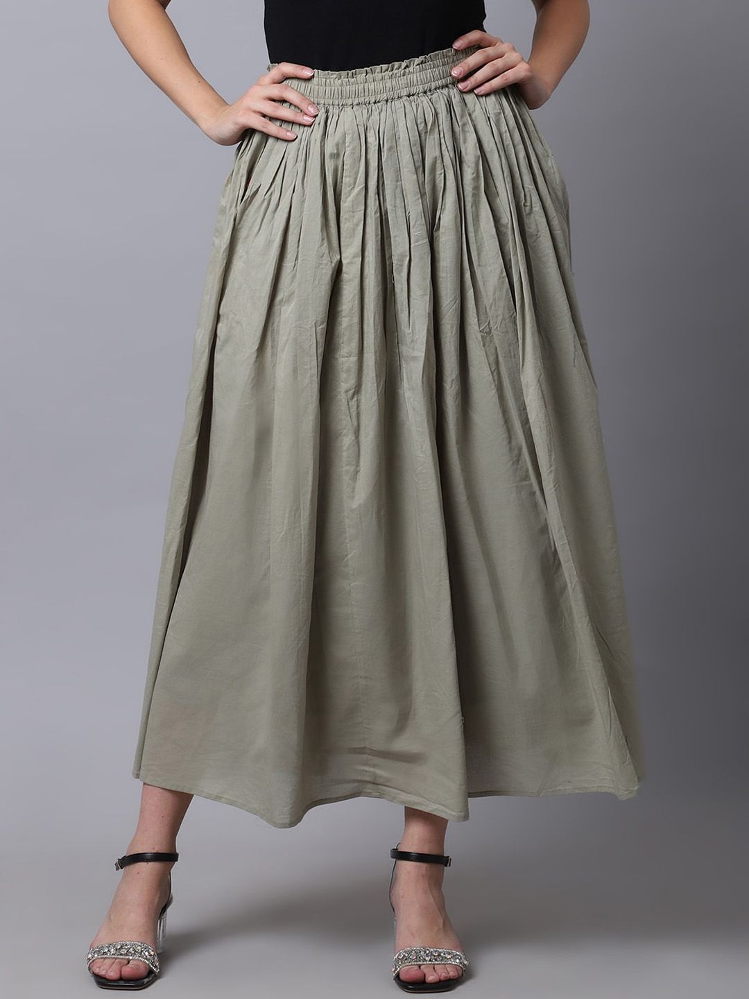 UnaOne Green Solid Flared Midi Skirt