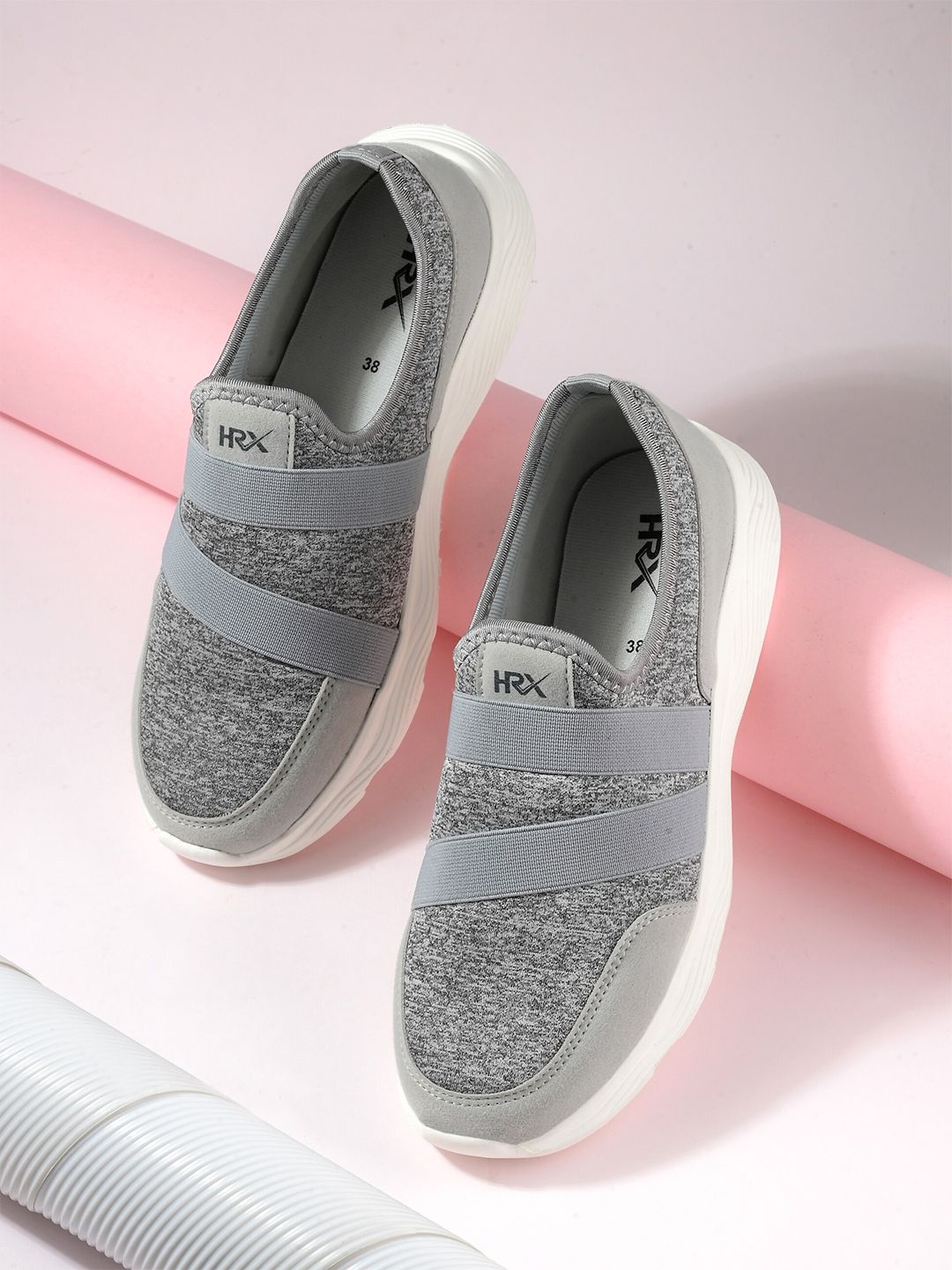 HRX by Hrithik Roshan Cool Walk Women Grey Textured Walking Shoes