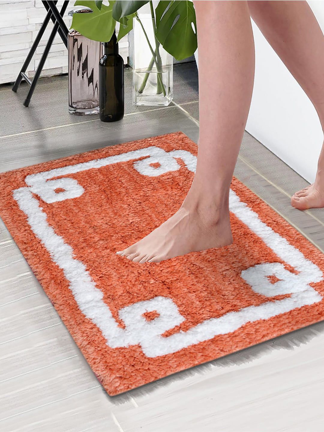 Aura Peach-Colored & White Abstract Printed 1850 GSM Anti-Skid Bath Rugs