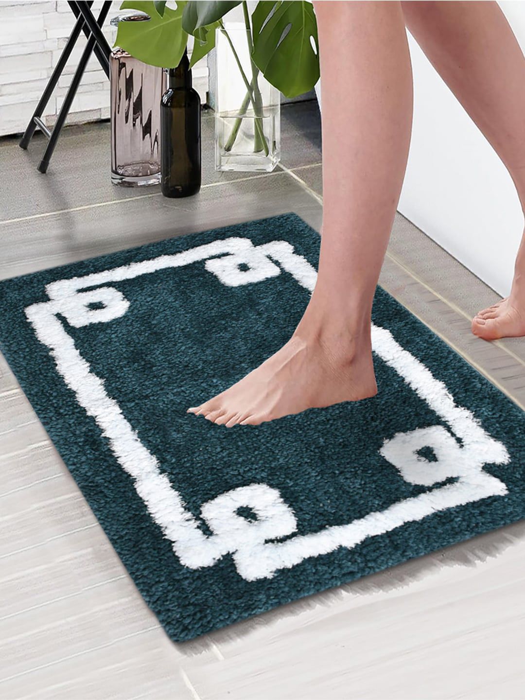 Aura Teal Blue & White Printed 1850 GSM Anti Skid Bath Rug