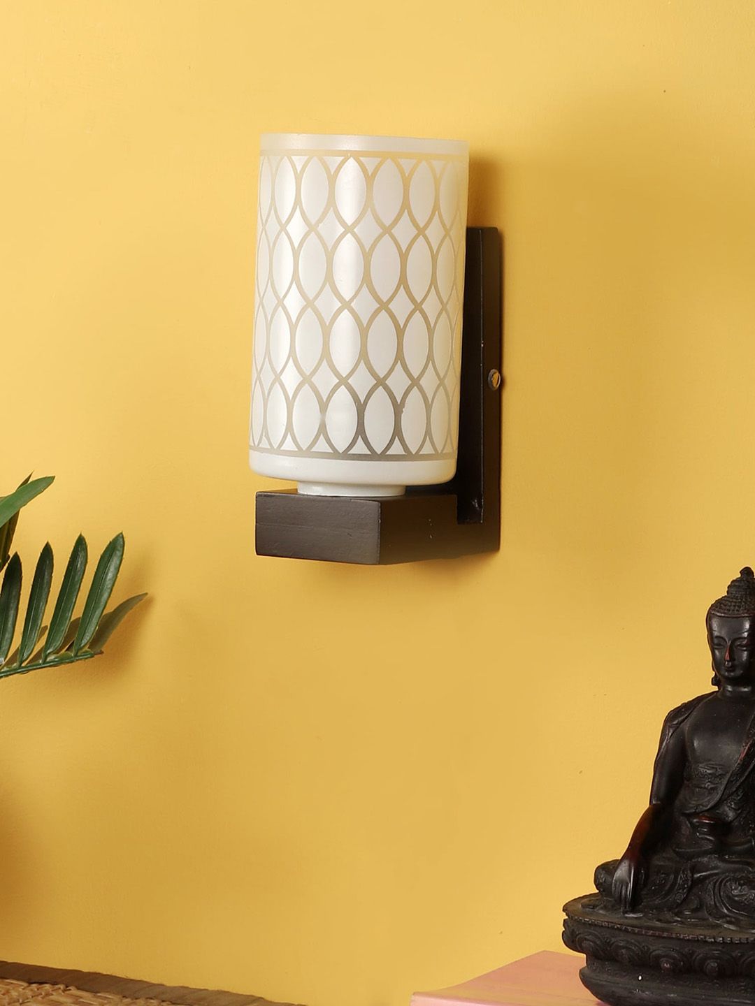 decorativeray White Cylindrical Metal Wall Lamp