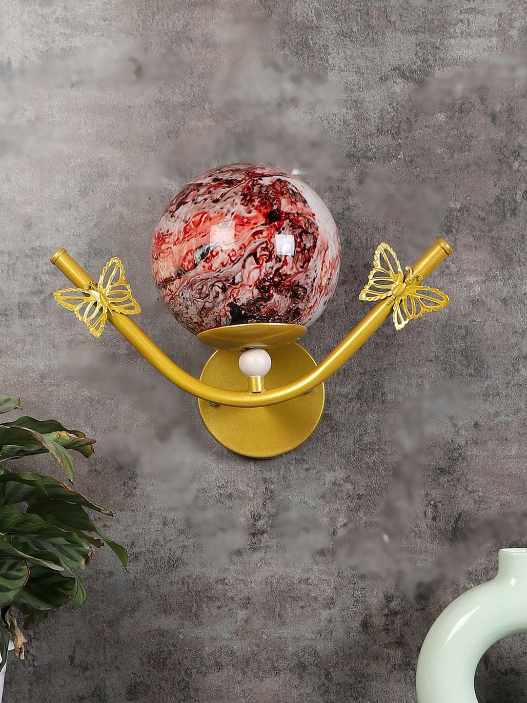 decorativeray Gold Toned Metal Wall Lamps