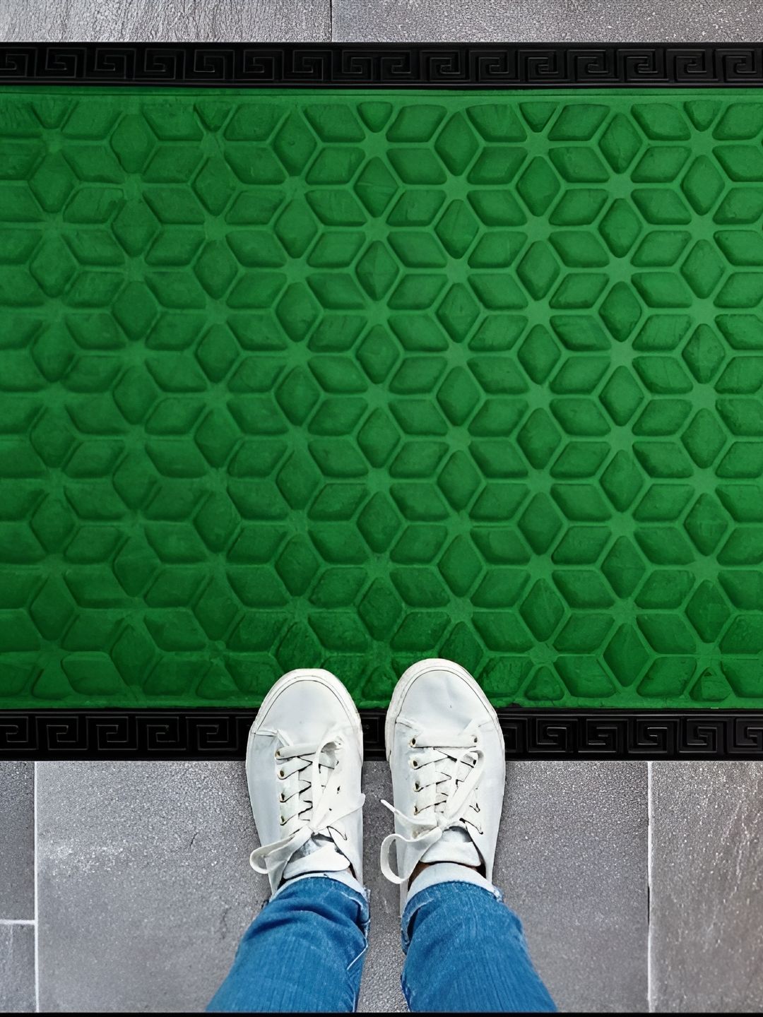 AaHo Decor Green & Black Waterproof Anti-Skid Rubber Doormat