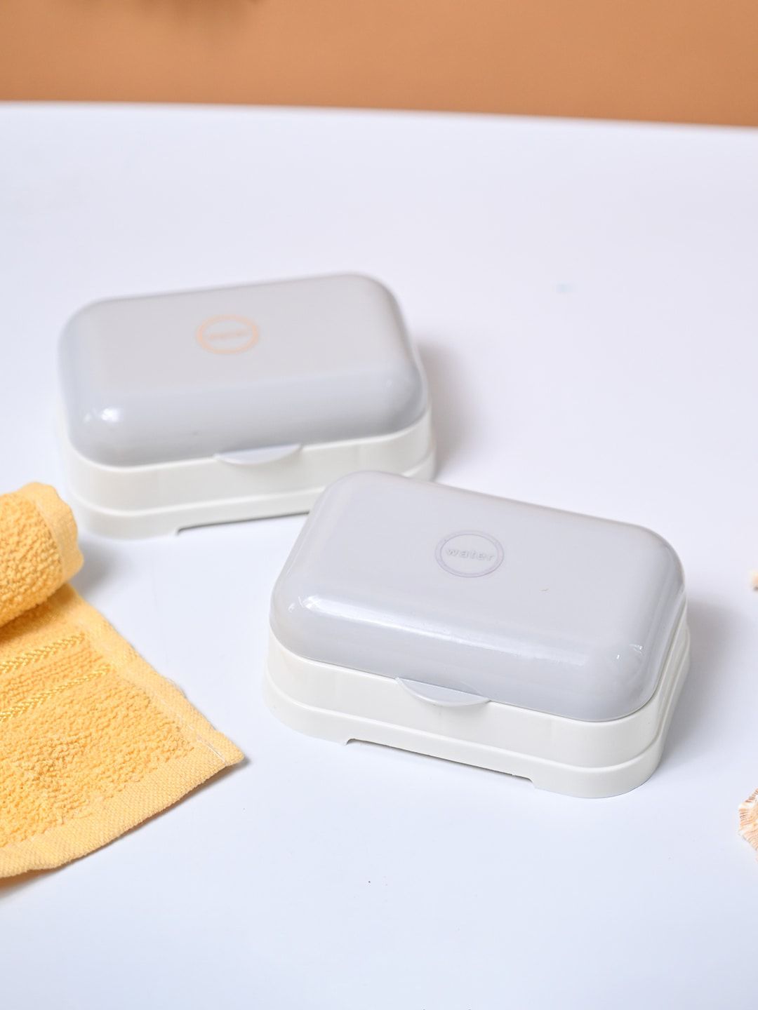 MARKET99 Grey & Off White 2 Pcs Soap Dish Bathroom Accessories