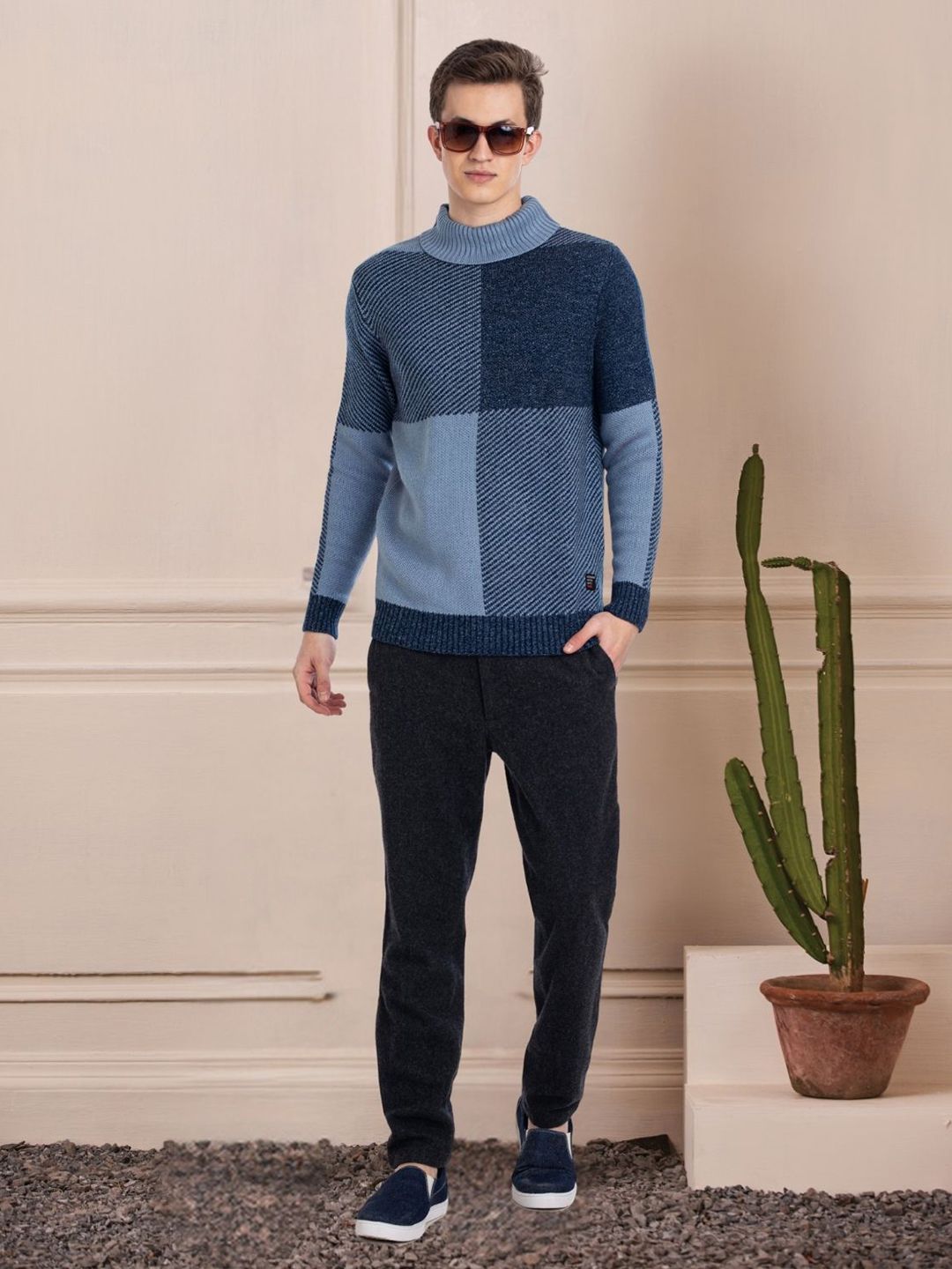 Buy AXMANN Colourblocked Woollen Sweater - Sweaters for Men