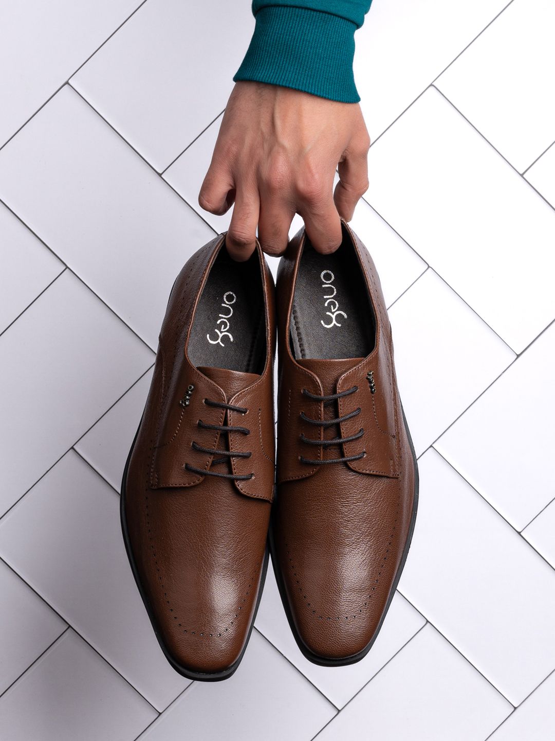 09e9df83-e855-4b69-b38c-