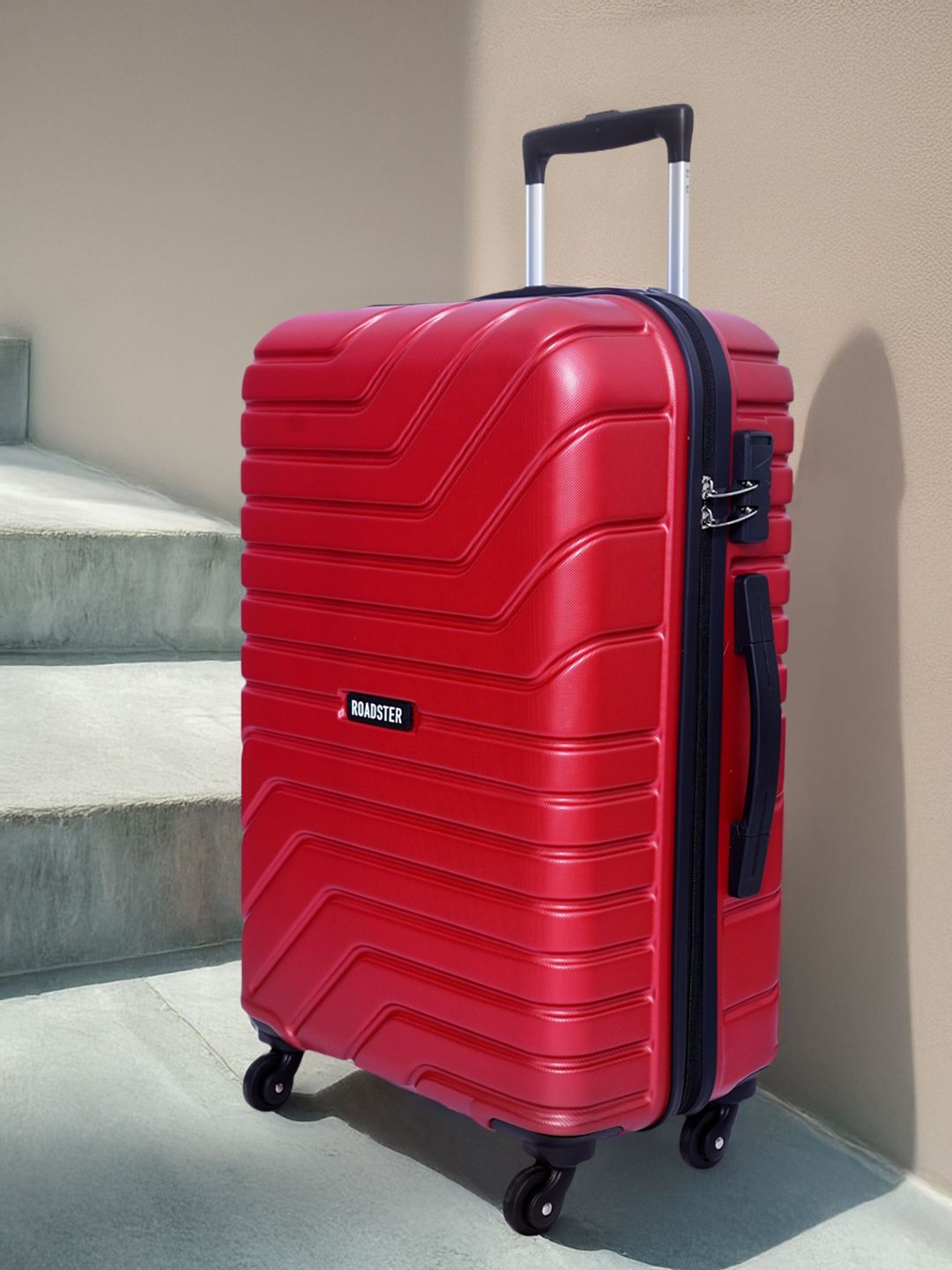 Roadster Bent Large Trolley Suitcase