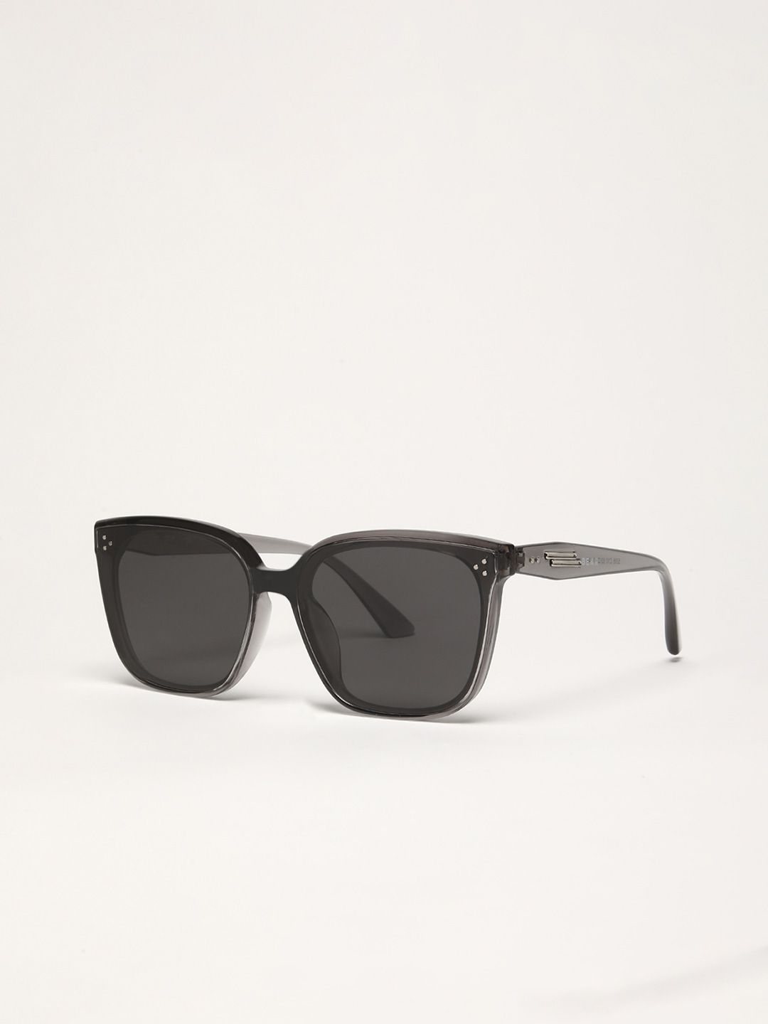 THE BEAR HOUSE Men Oversized Sunglasses BSG-CHIRE-BK