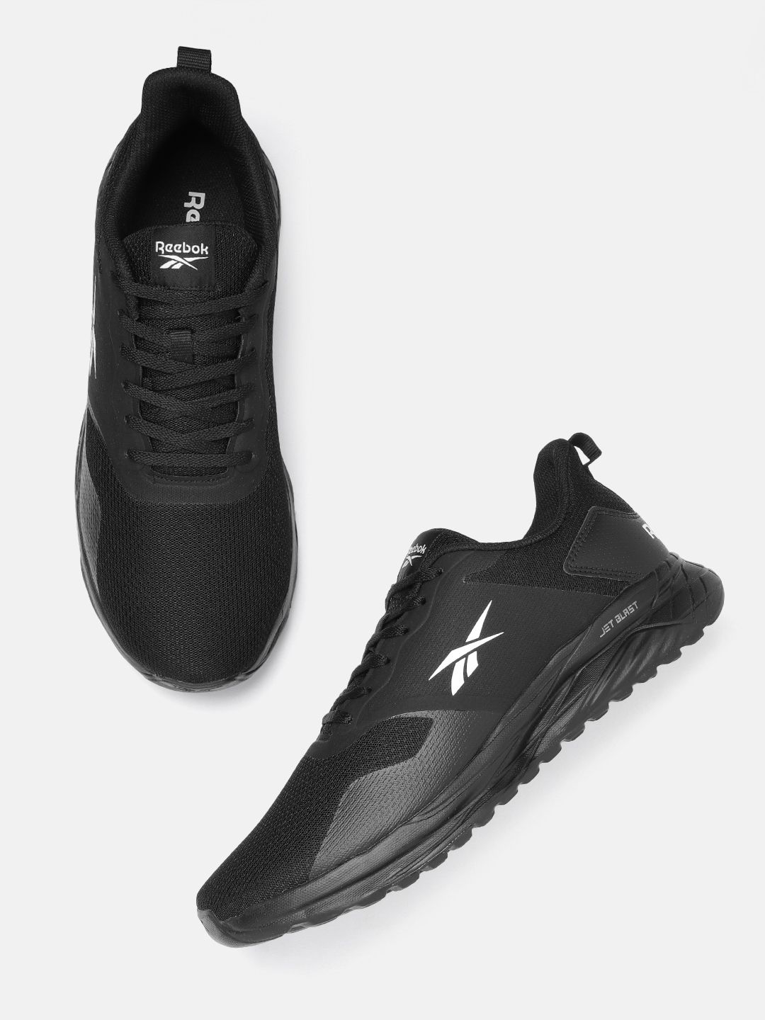 Reebok Men Woven Design Run Momentum Shoes