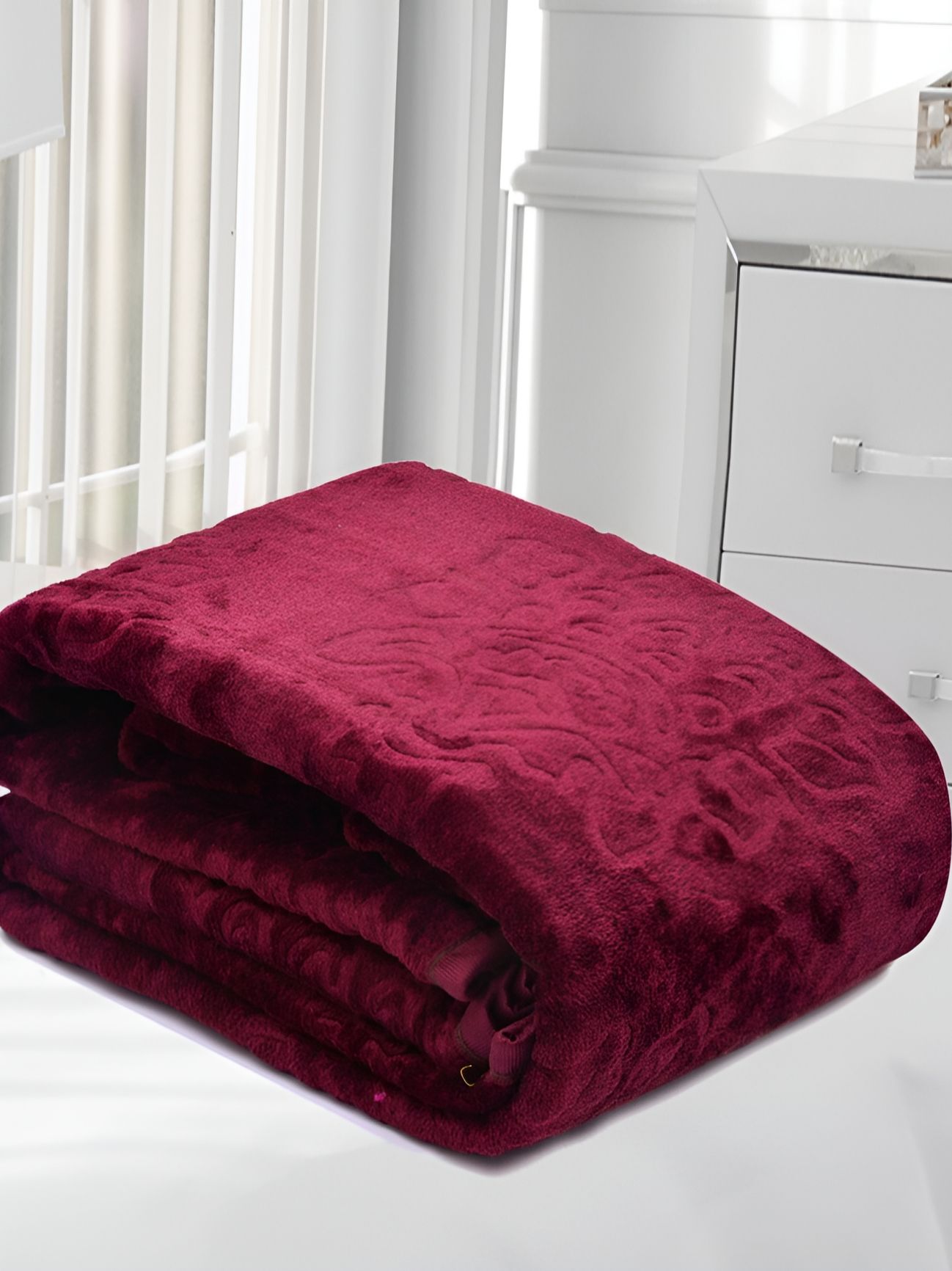 RF RELAXFEEL Burgundy Ethnic Motifs Heavy Winter 233 GSM Single Bed Blanket