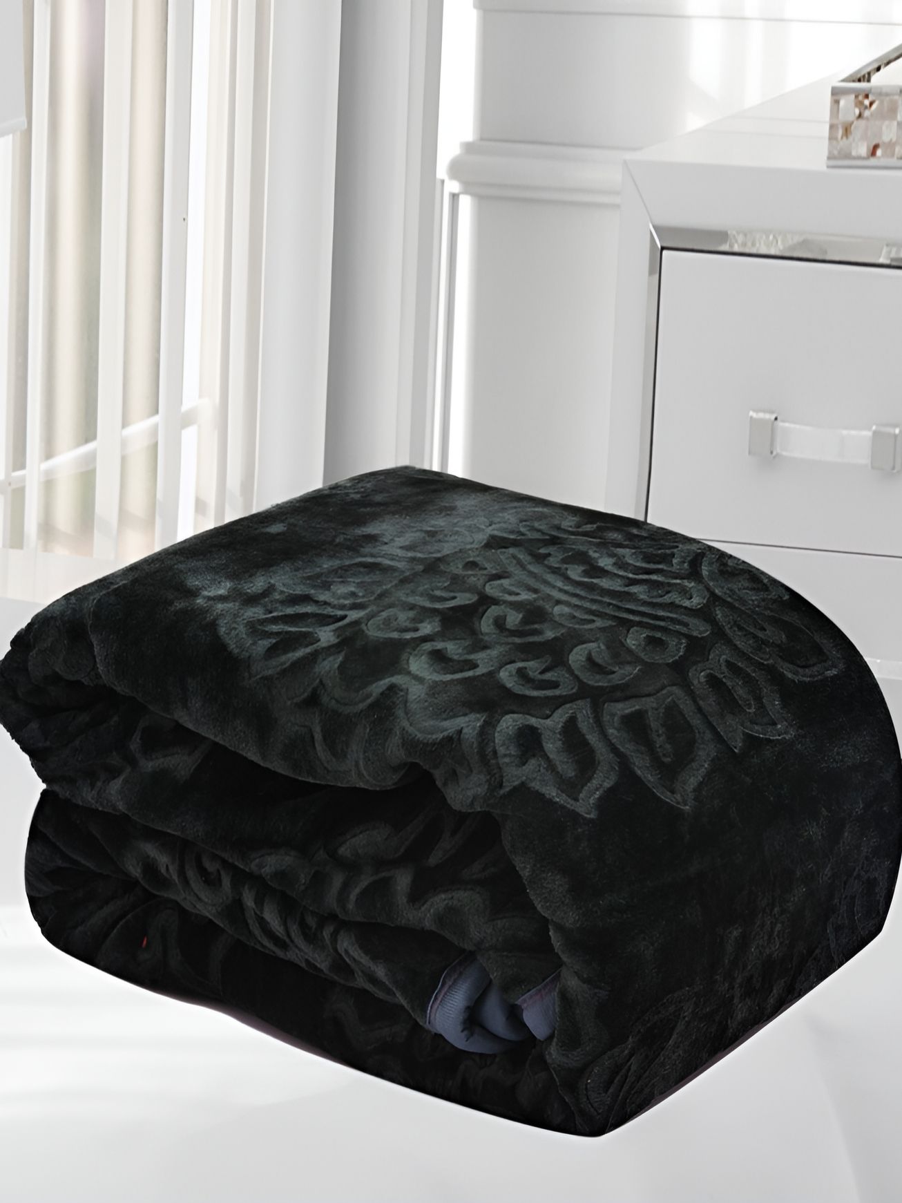 RF RELAXFEEL Grey & Black Ethnic Motifs Heavy Winter 233 GSM Single Bed Blanket