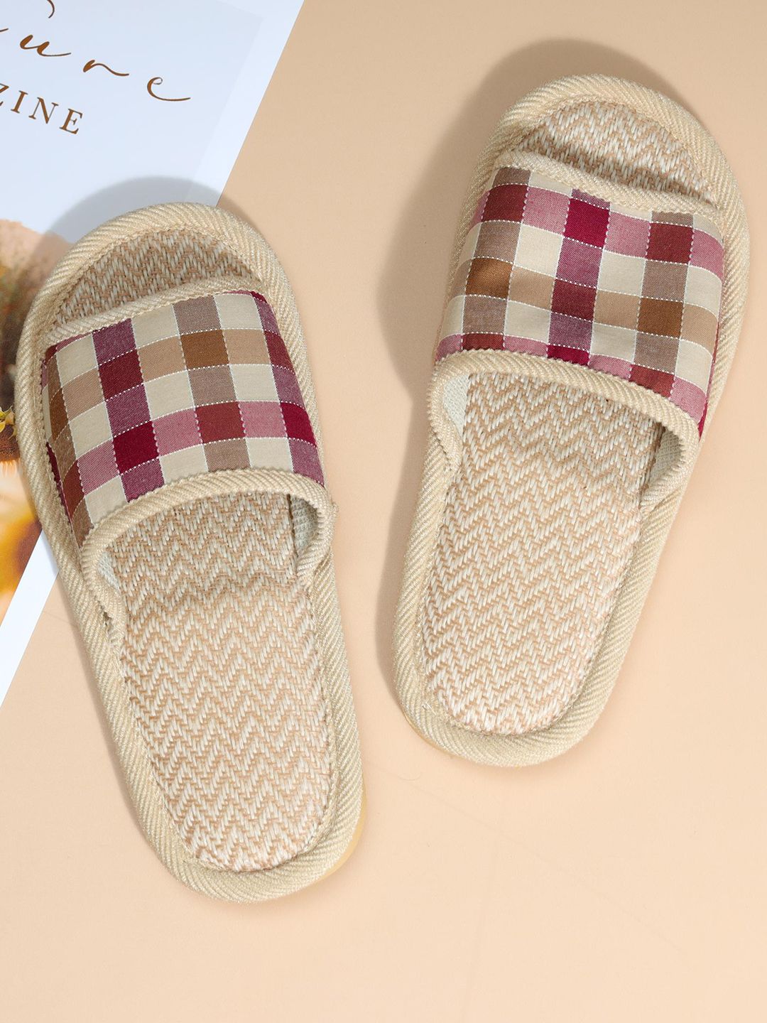 Mast & Harbour Women Beige Colourblocked Sliders